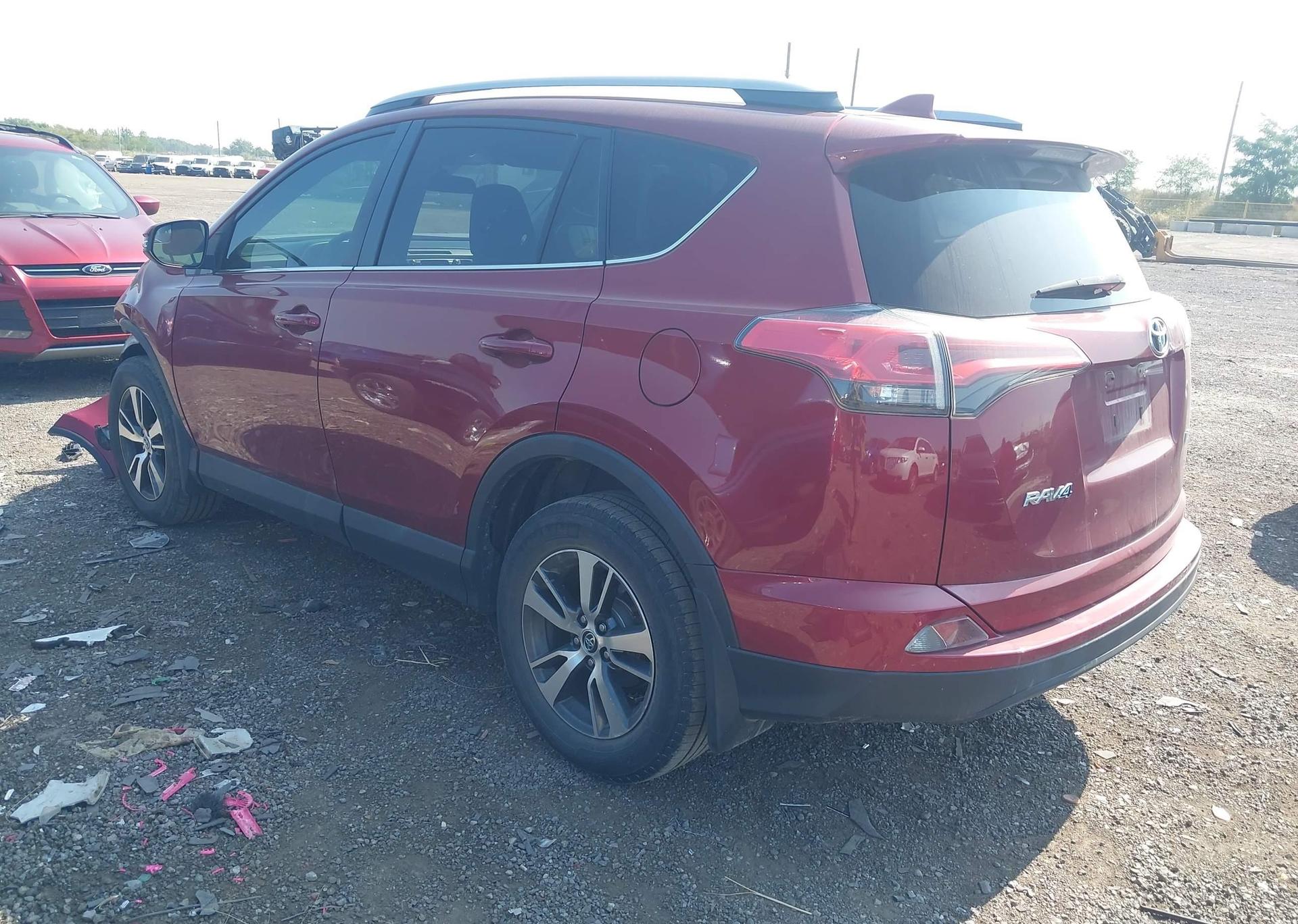 2018 TOYOTA RAV4 LE