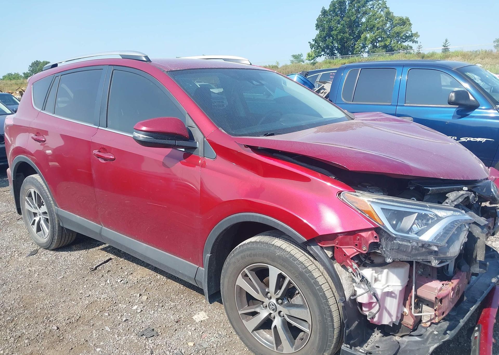 2018 TOYOTA RAV4 LE