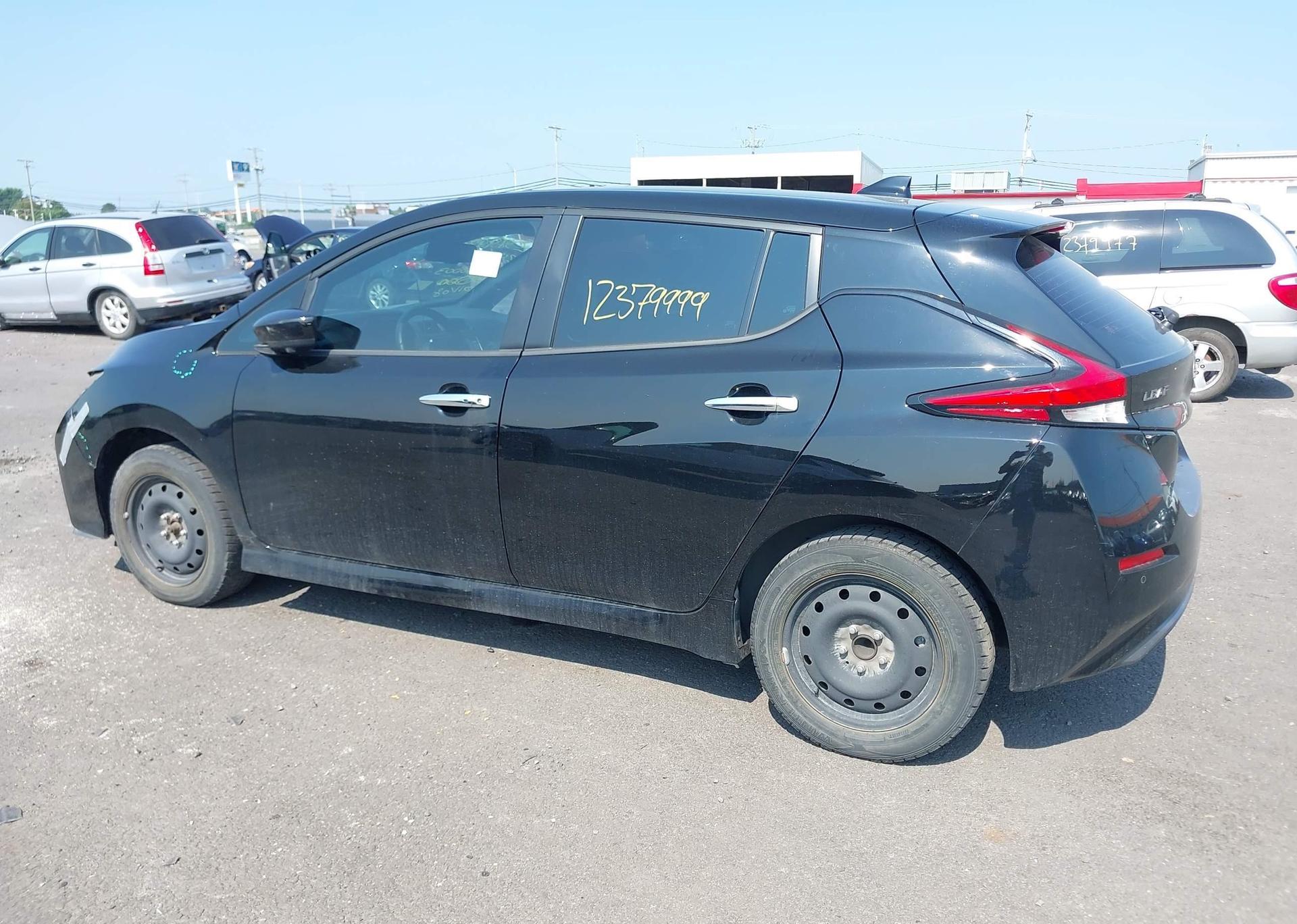 2024 NISSAN LEAF SV PLUS