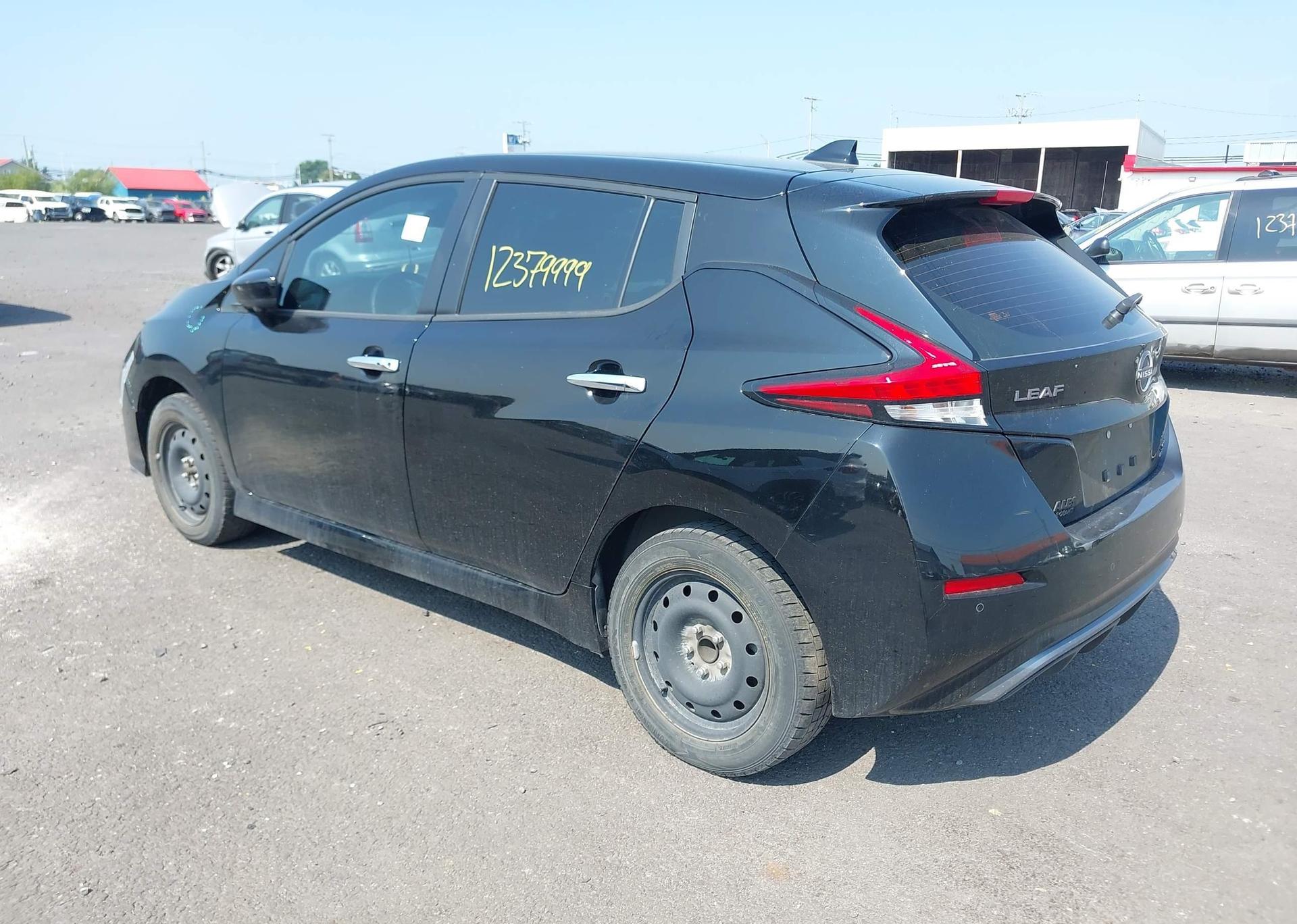 2024 NISSAN LEAF SV PLUS