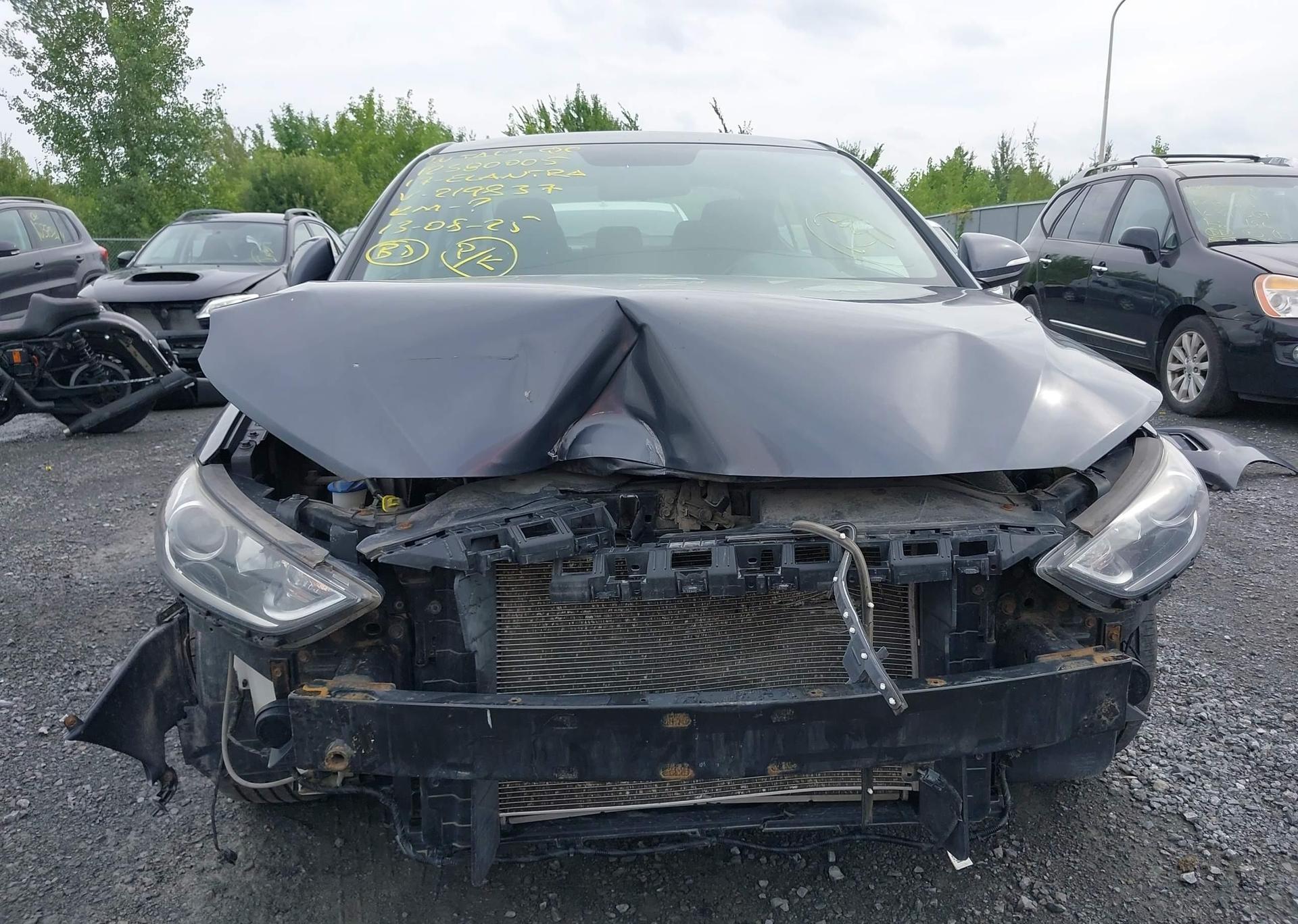 2017 HYUNDAI ELANTRA SE