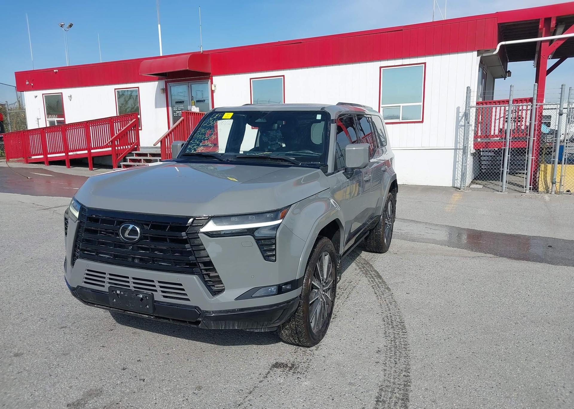 2024 LEXUS GX 550