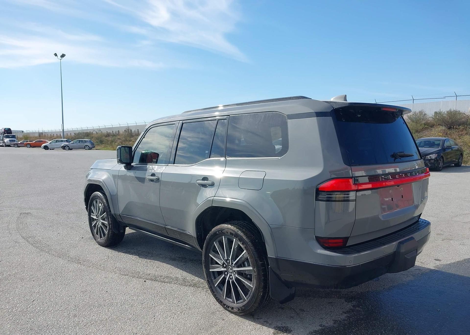 2024 LEXUS GX 550