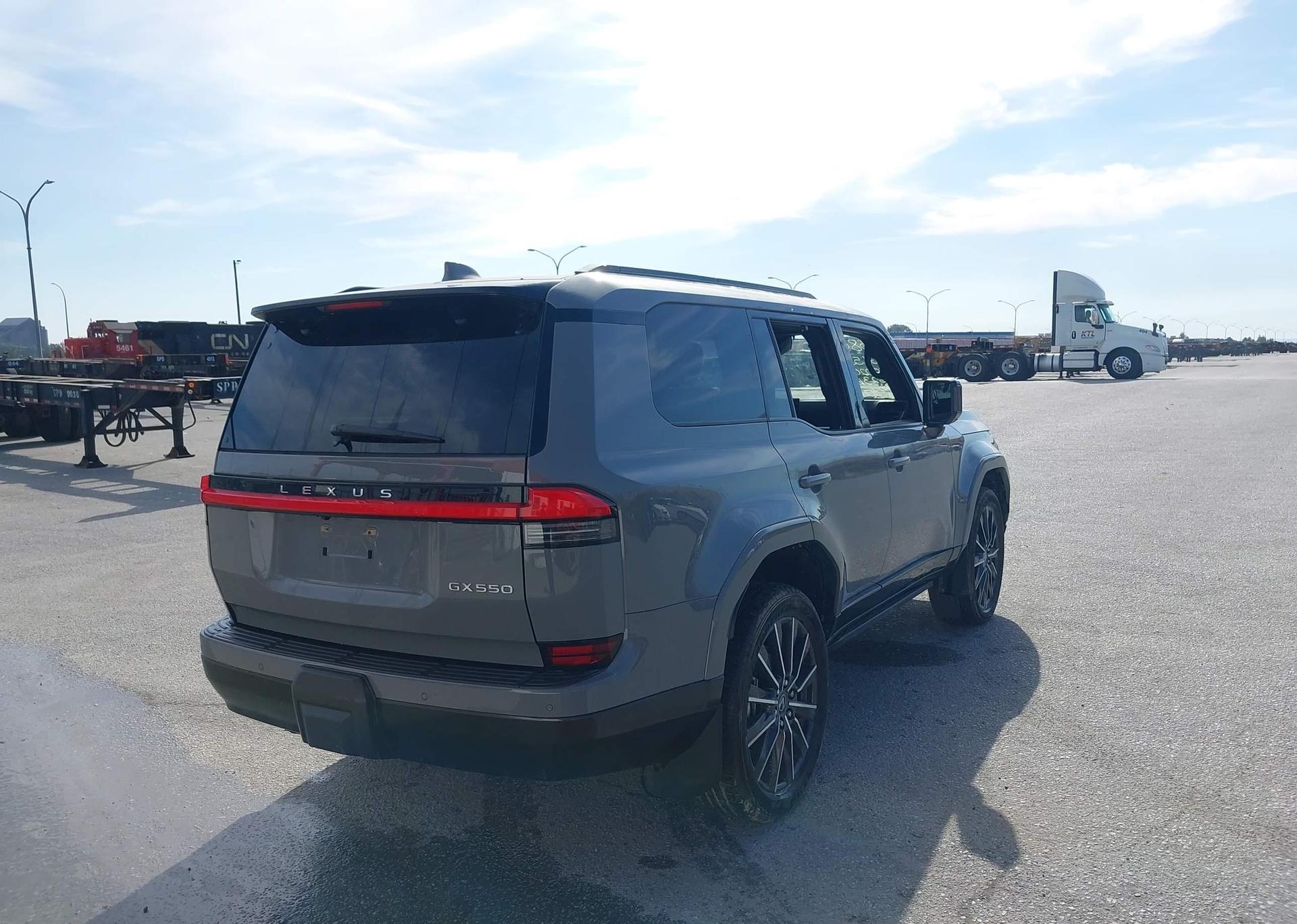 2024 LEXUS GX 550