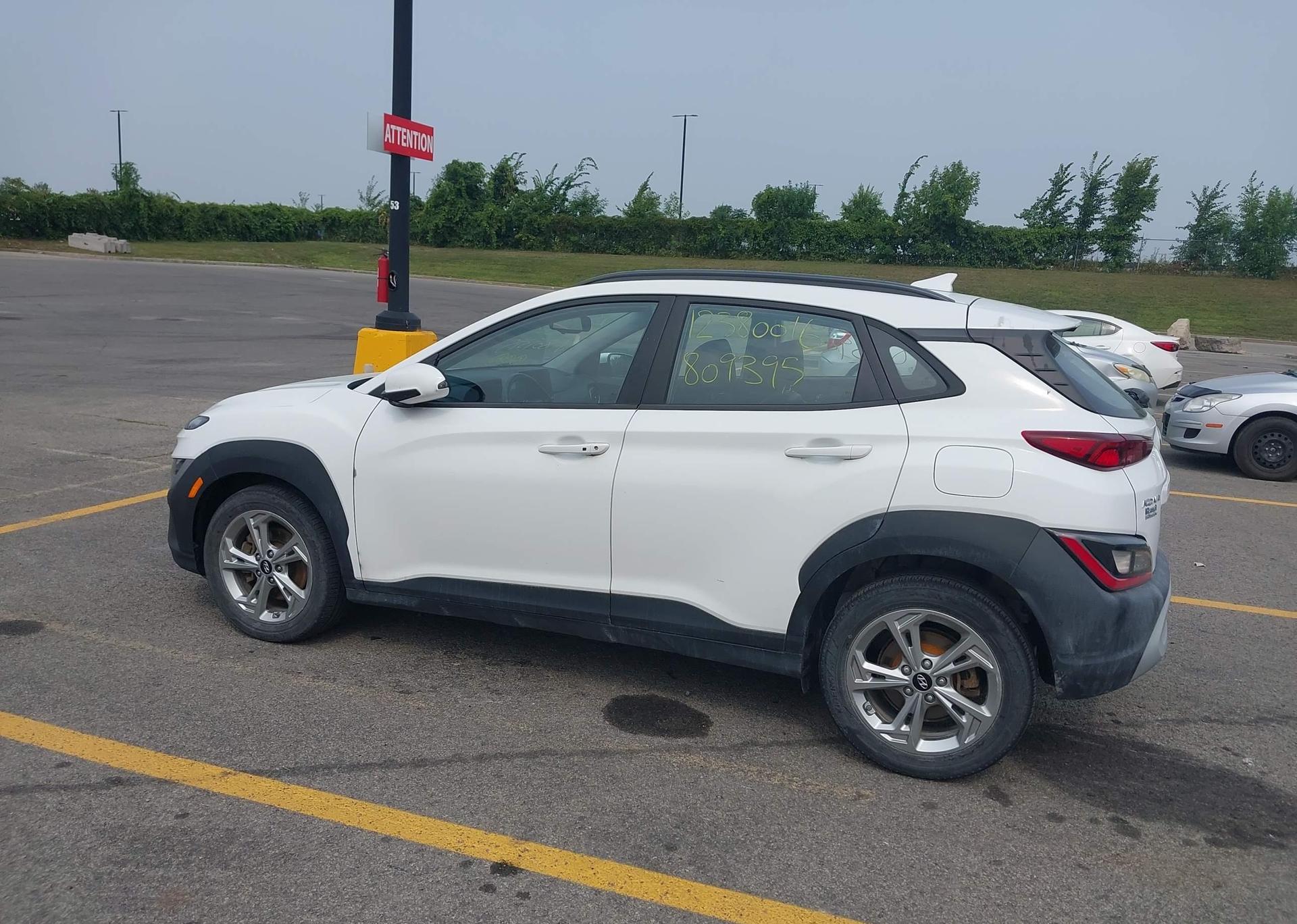 2022 HYUNDAI KONA SEL