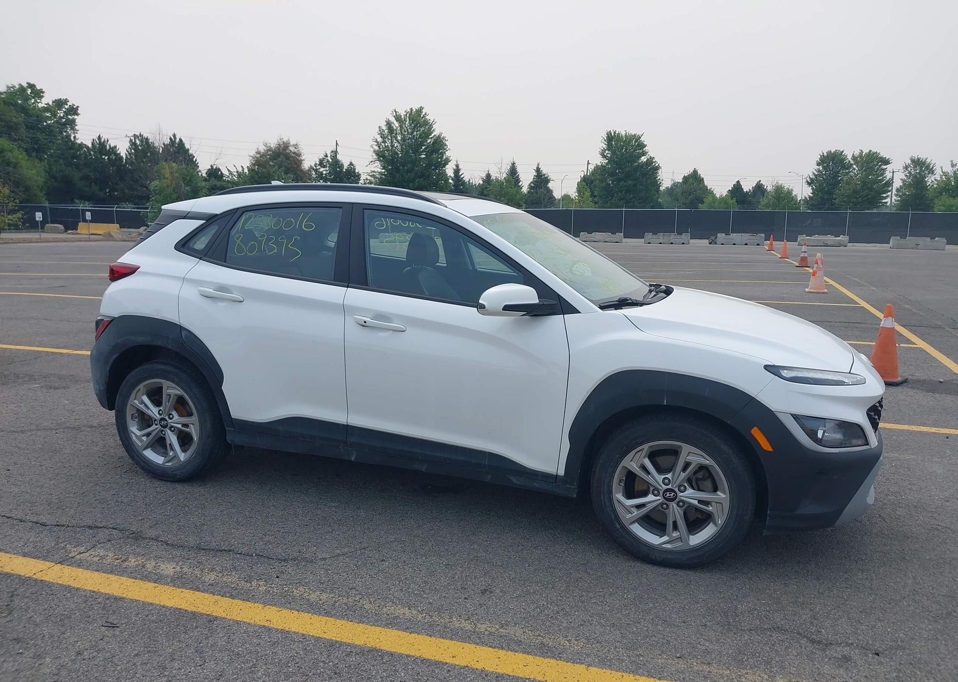 2022 HYUNDAI KONA SEL