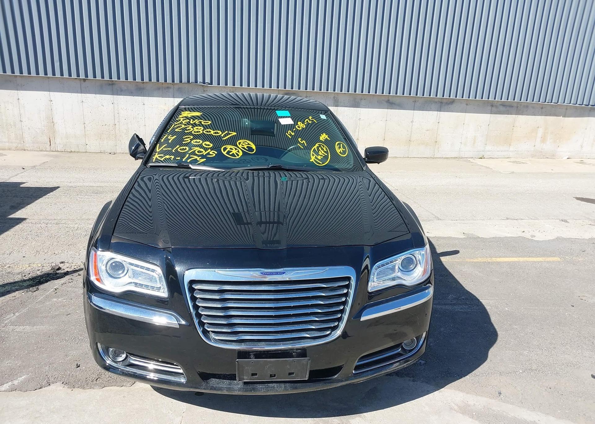 2014 CHRYSLER 300