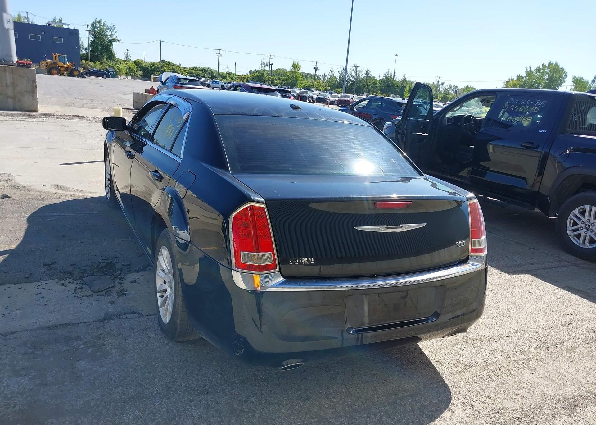 2014 CHRYSLER 300