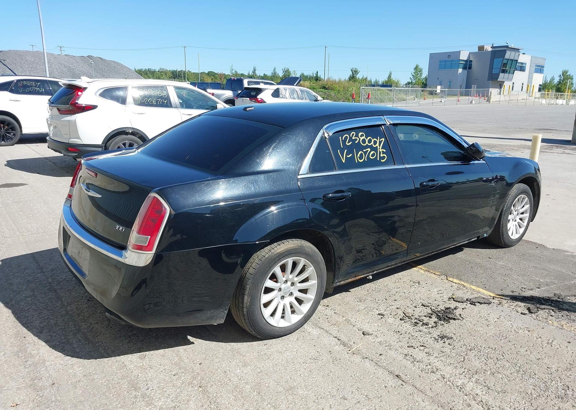 2014 CHRYSLER 300