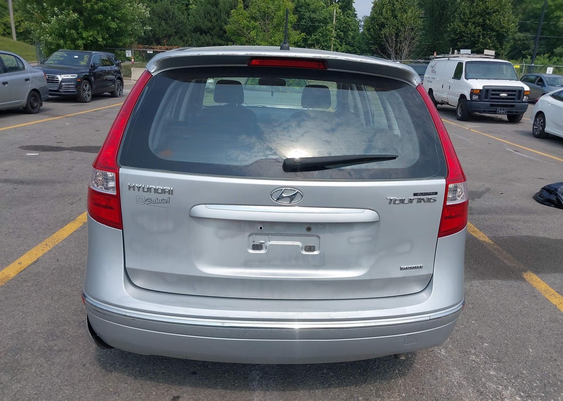 2009 HYUNDAI ELANTRA TOURING