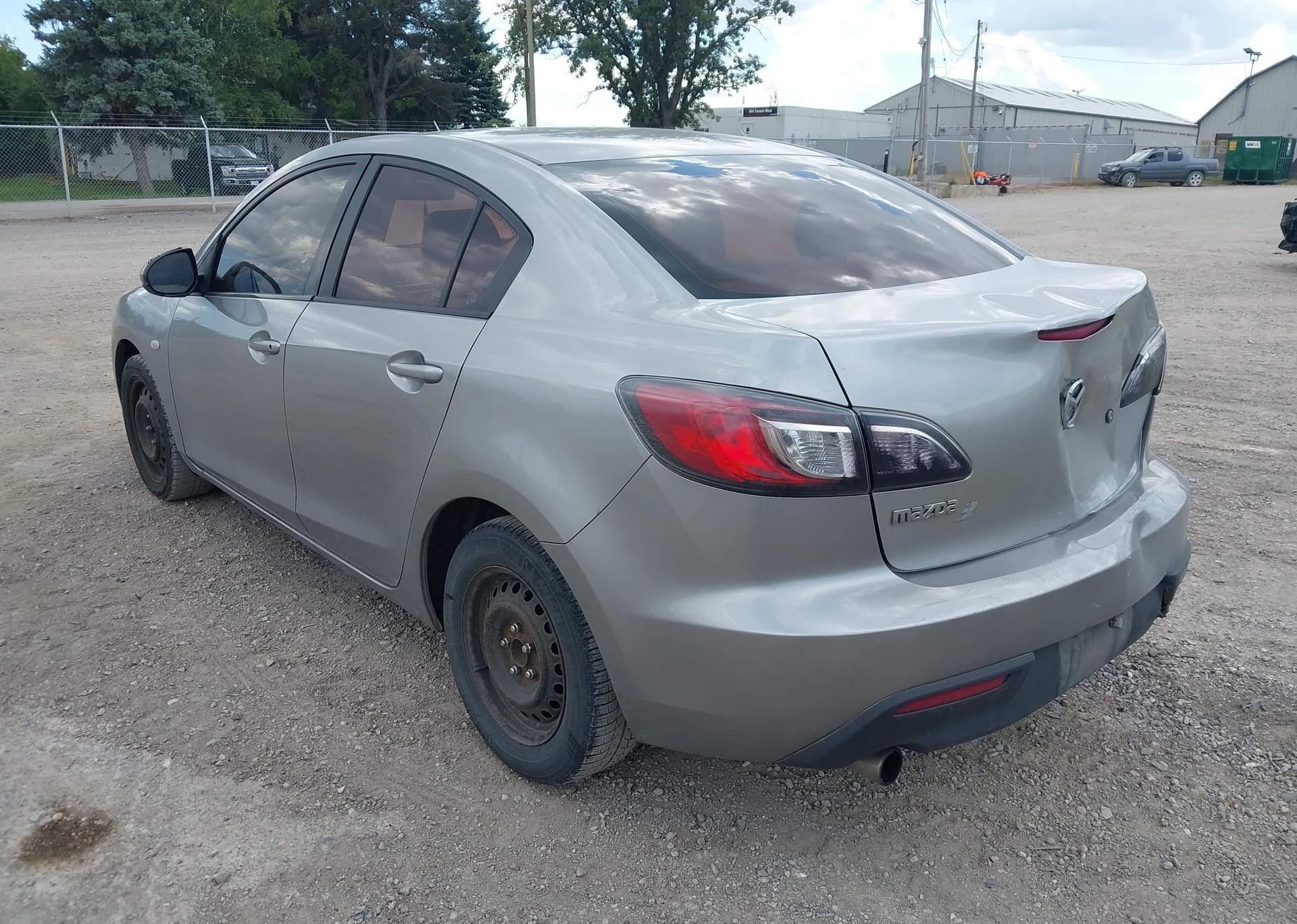 2010 MAZDA MAZDA3 GS