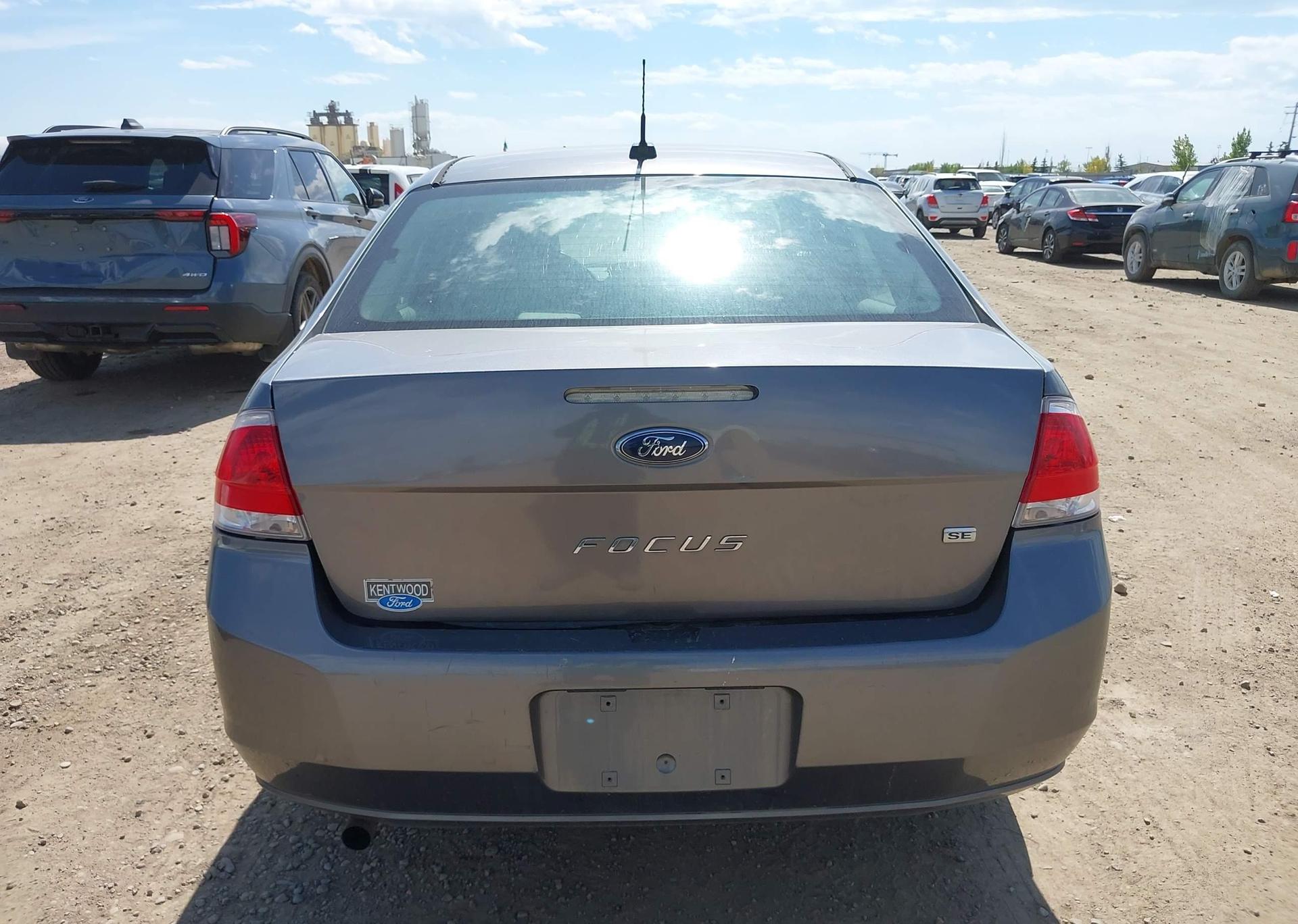 2010 FORD FOCUS SE