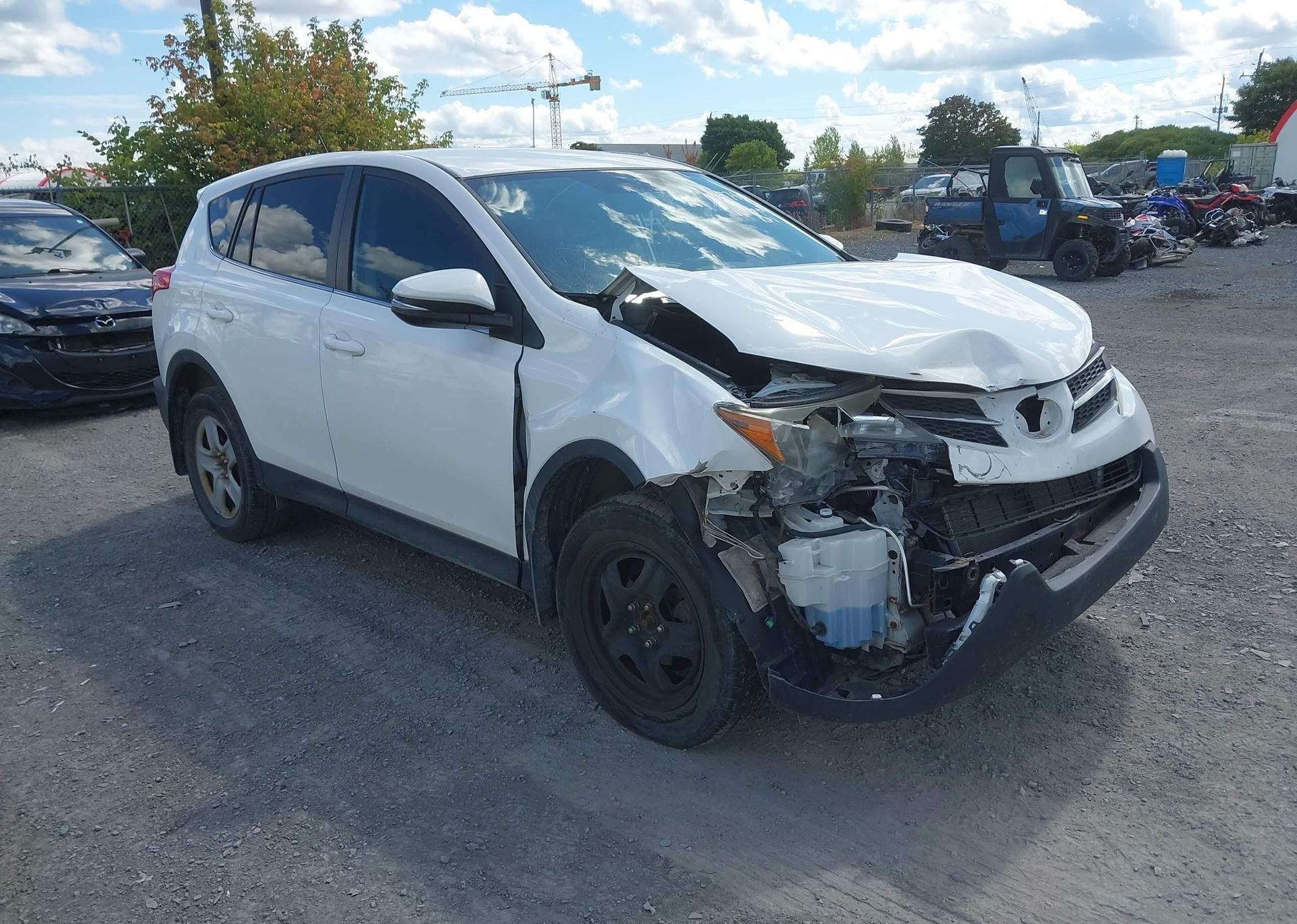 2015 TOYOTA RAV4 LE