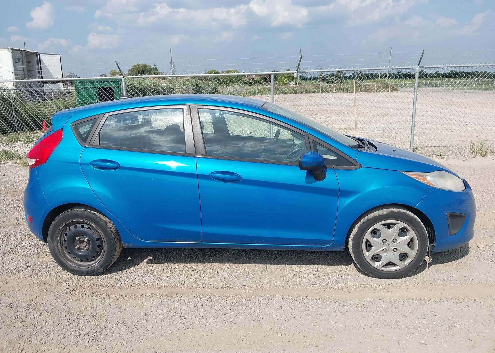 2012 FORD FIESTA SE