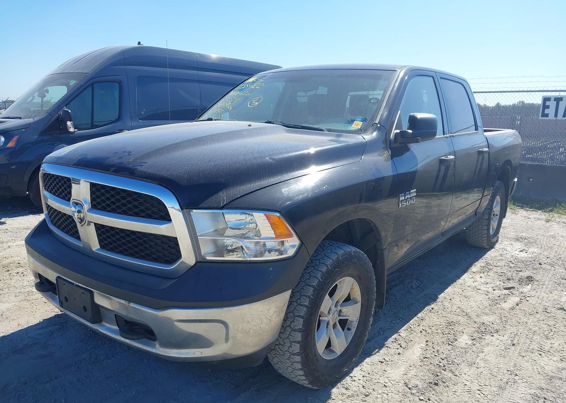 2014 RAM 1500 ST