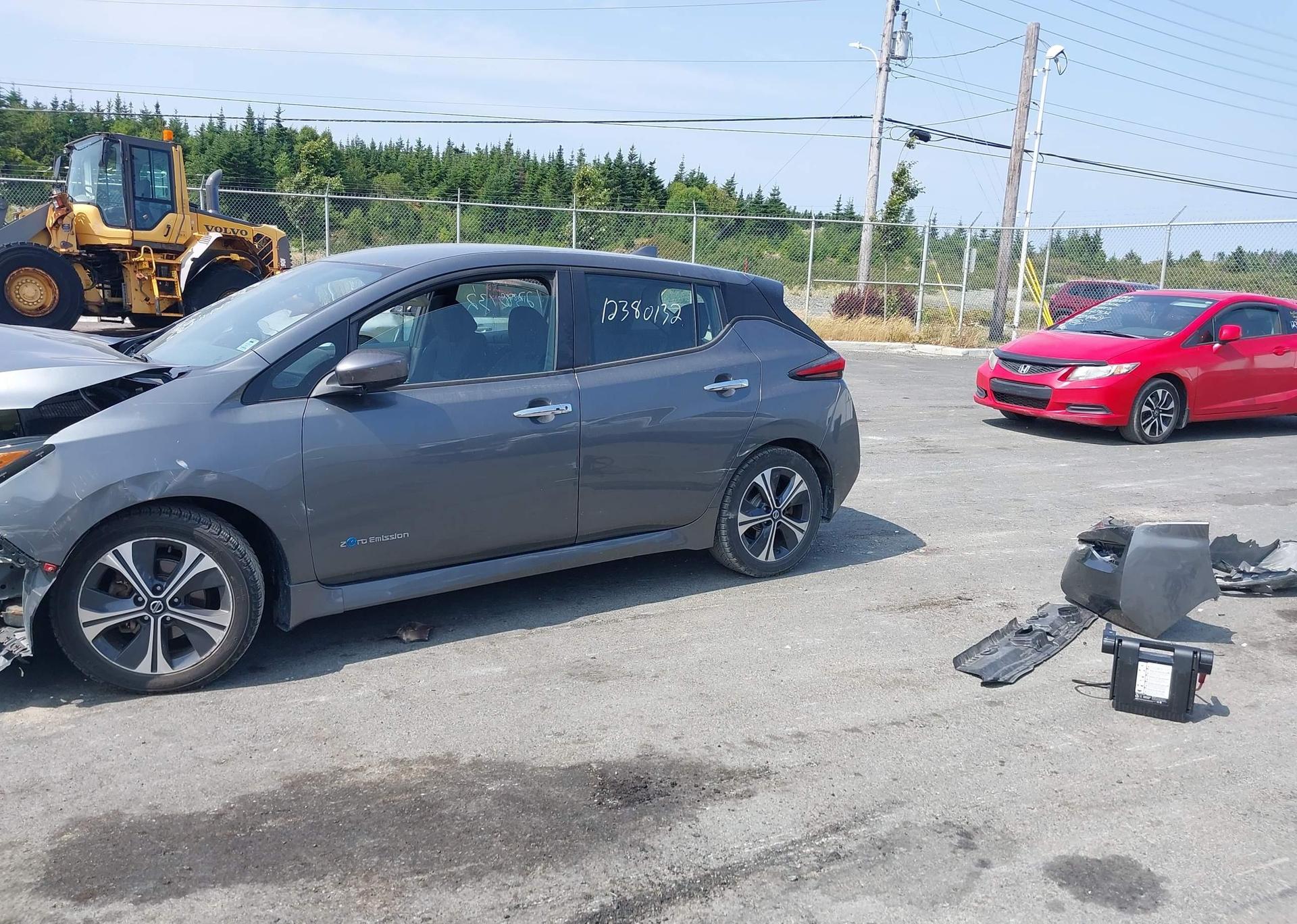 2018 NISSAN LEAF S