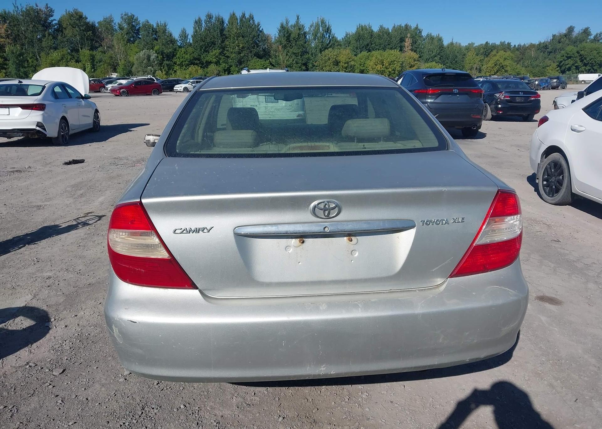 2003 TOYOTA CAMRY LE