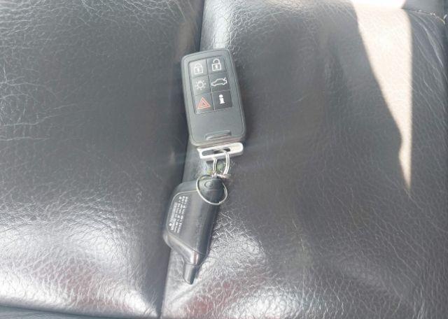 2012 VOLVO XC70 T6