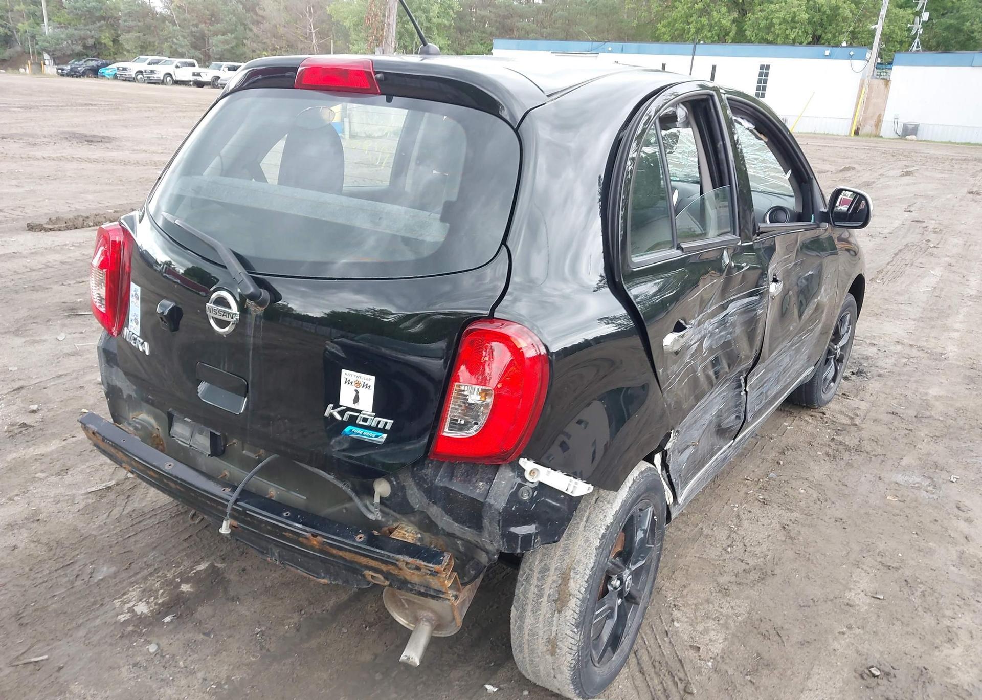 2015 NISSAN MICRA