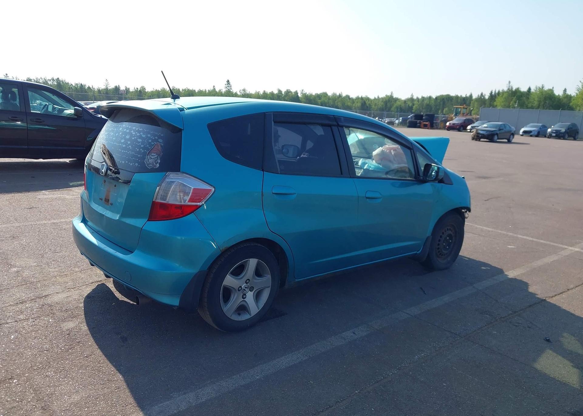 2013 HONDA FIT LX