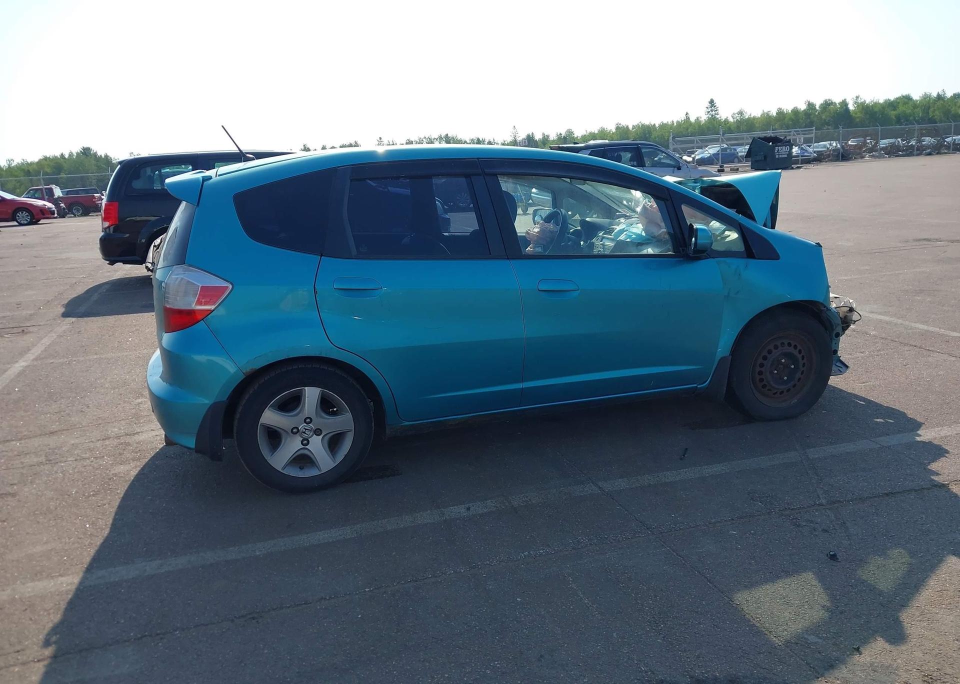 2013 HONDA FIT LX