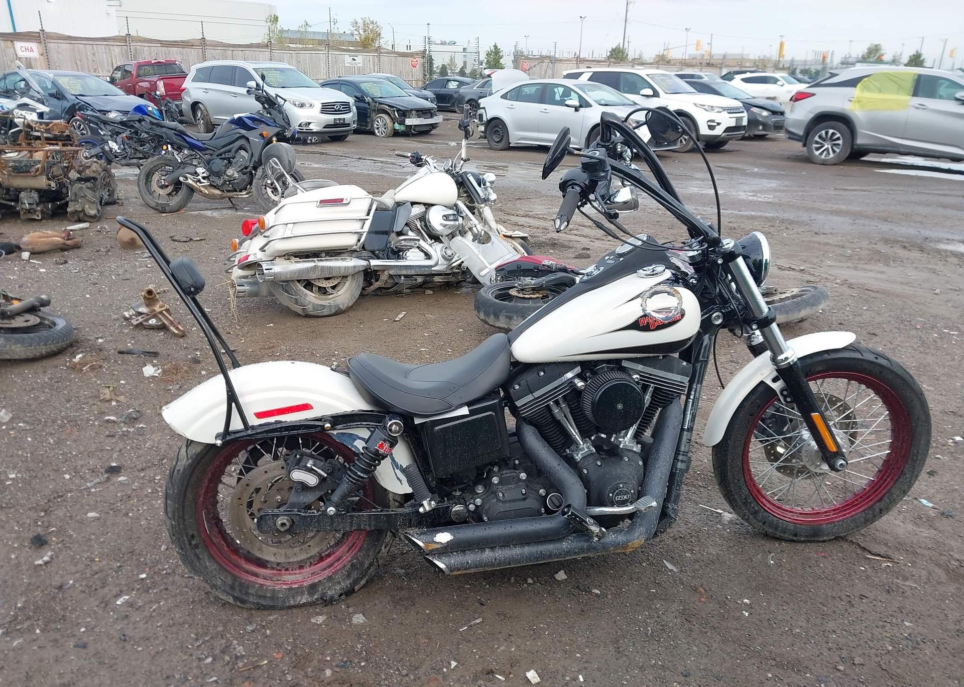 2014 HARLEY-DAVIDSON FXDBP DYNA STREET BOB