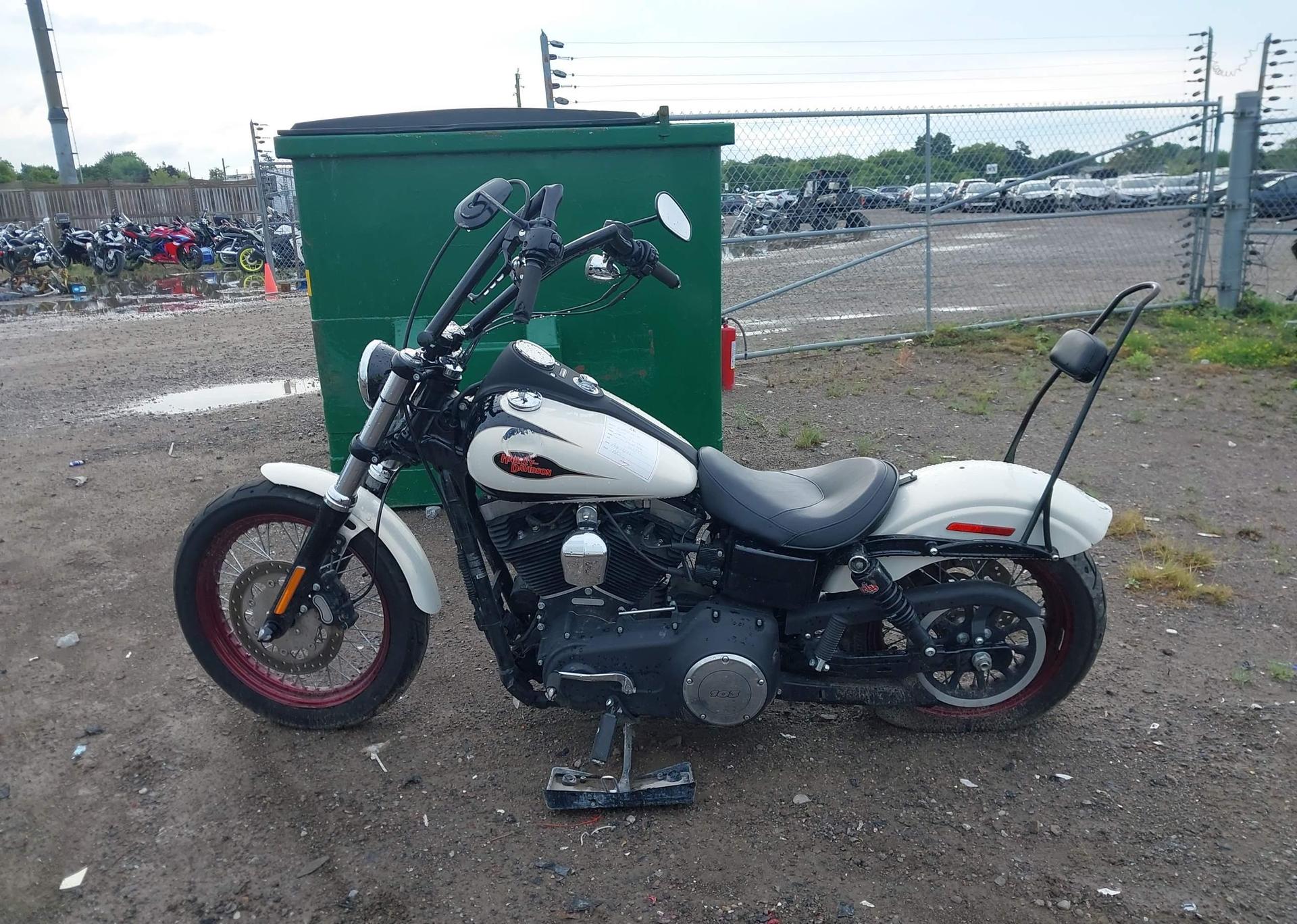 2014 HARLEY-DAVIDSON FXDBP DYNA STREET BOB