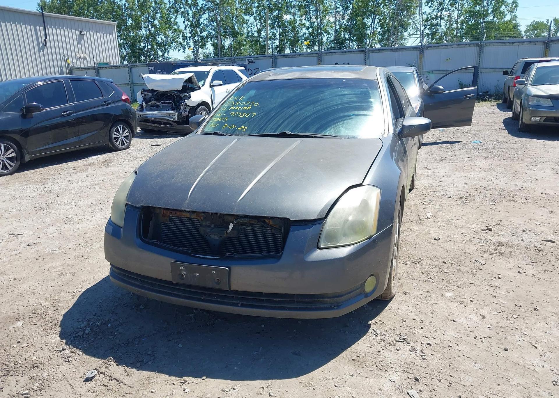 2004 NISSAN MAXIMA SE