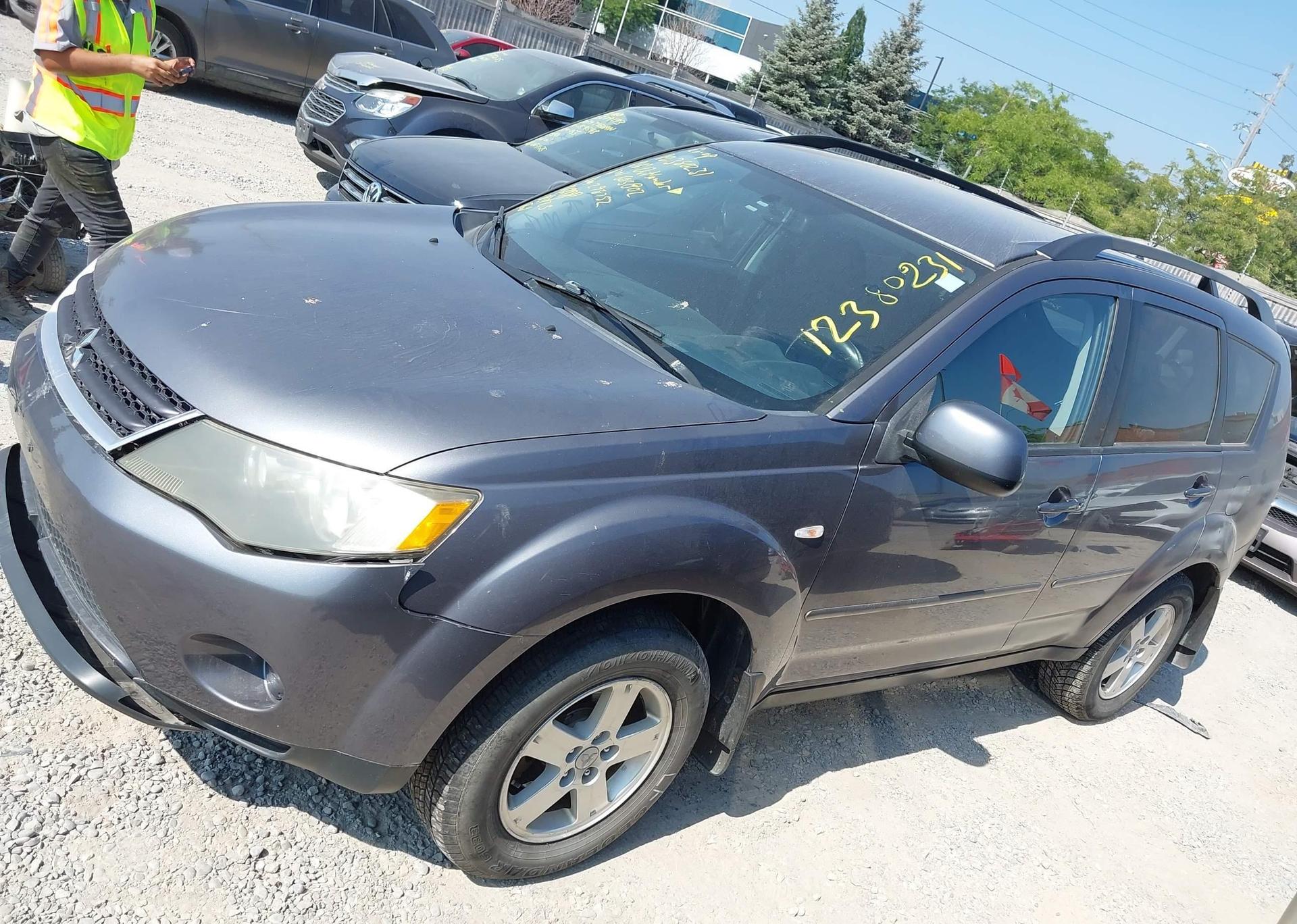 2008 MITSUBISHI OUTLANDER ES