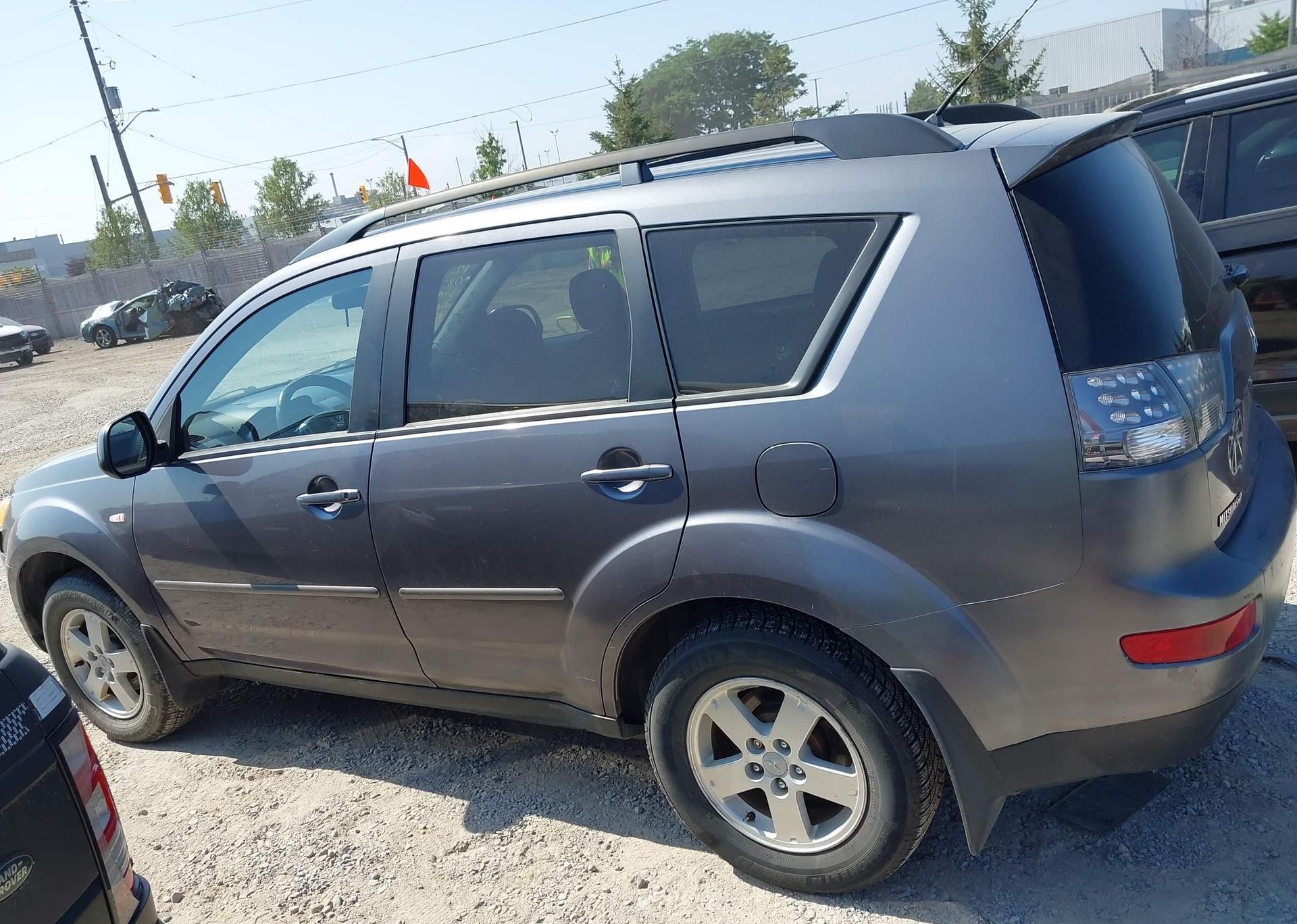 2008 MITSUBISHI OUTLANDER ES