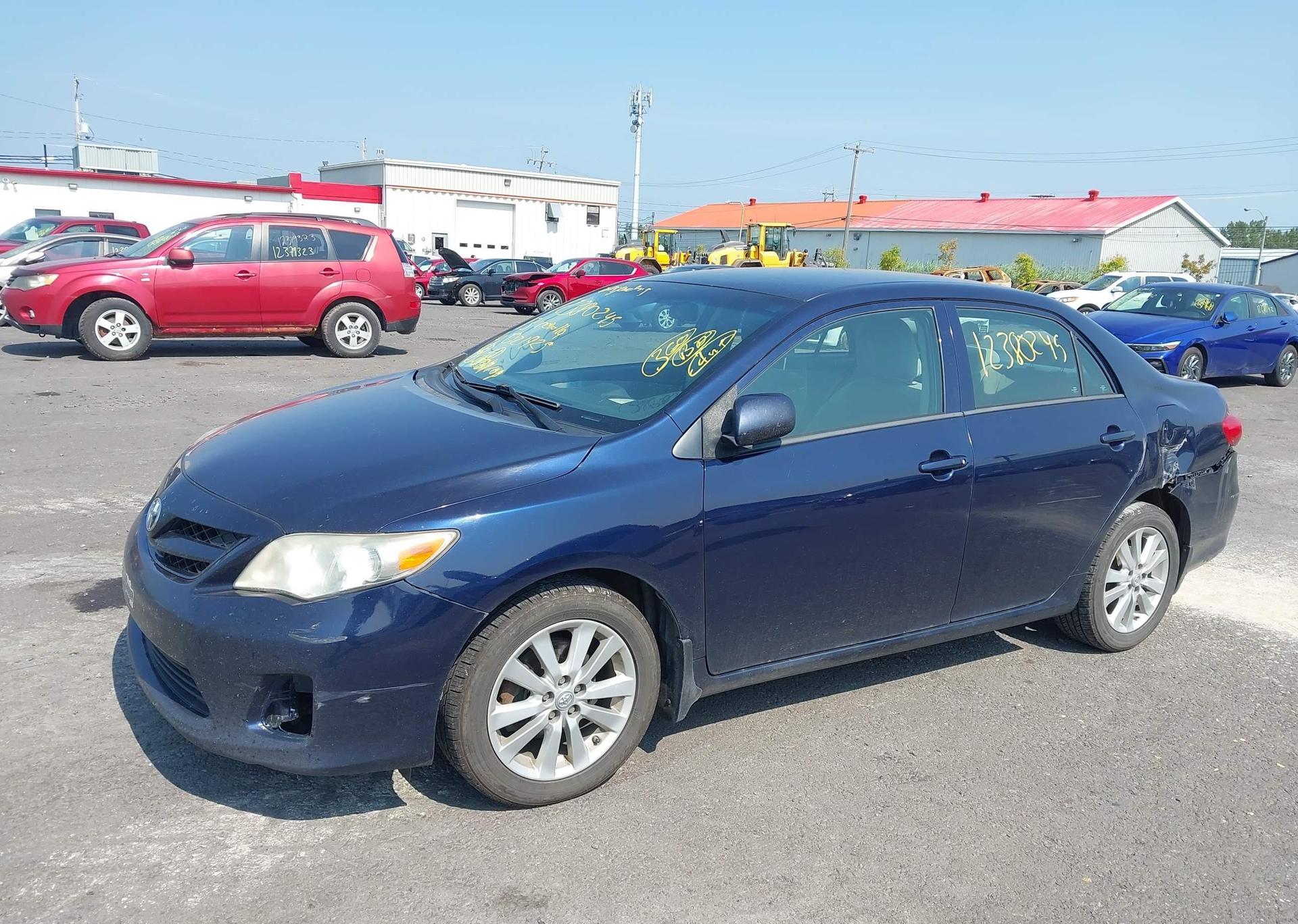 2013 TOYOTA COROLLA S