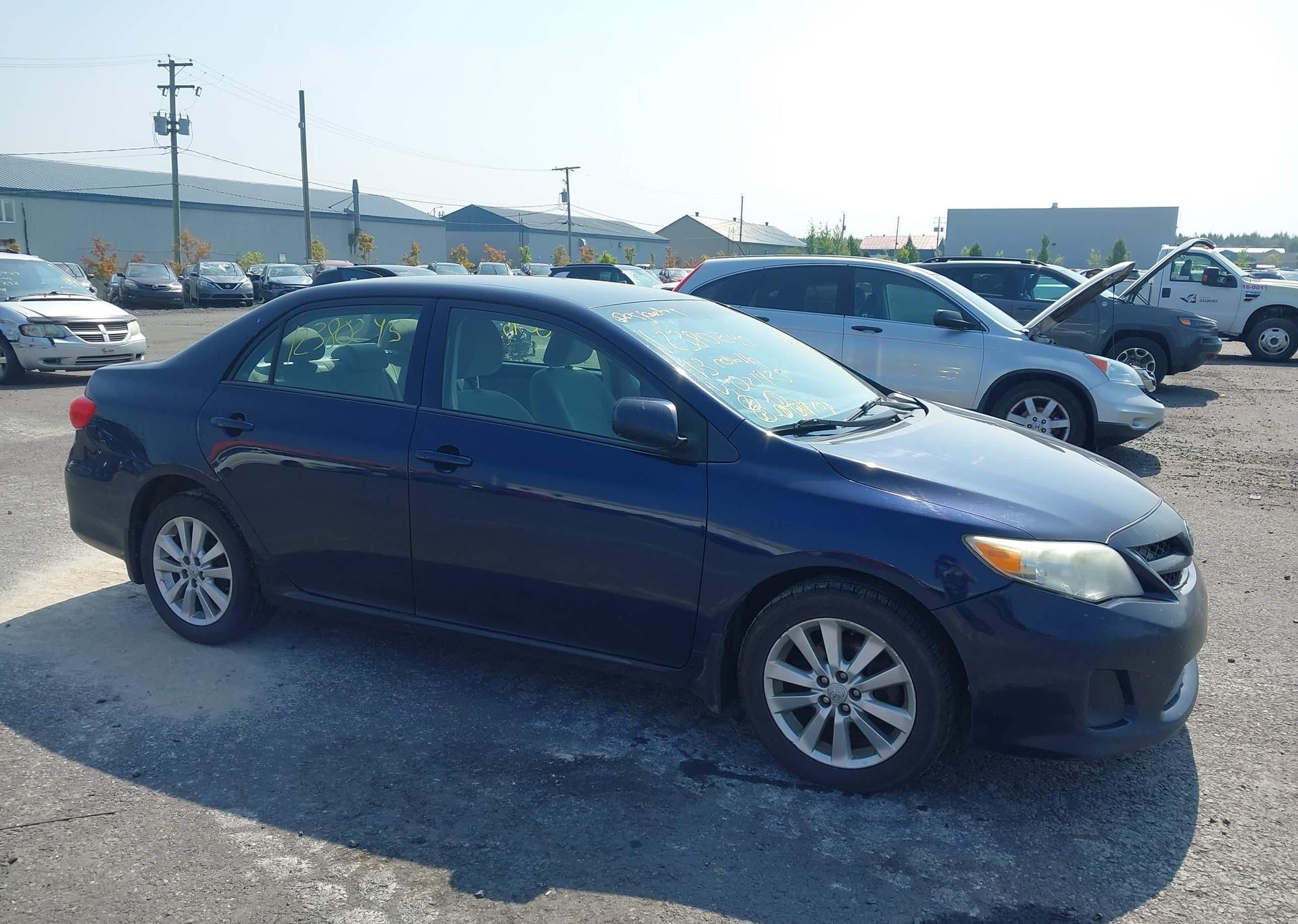 2013 TOYOTA COROLLA S