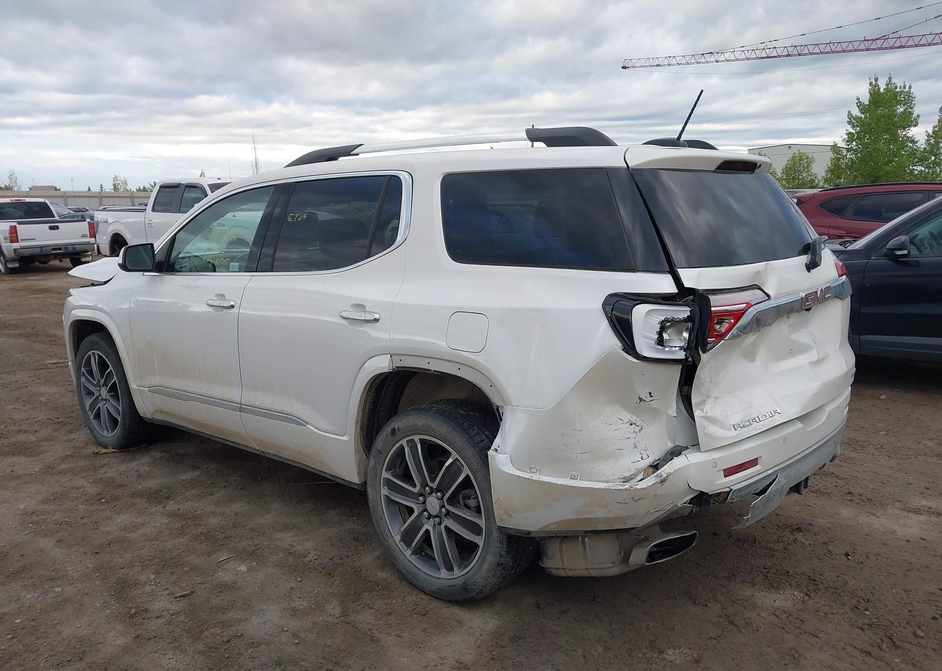 2019 GMC ACADIA DENALI