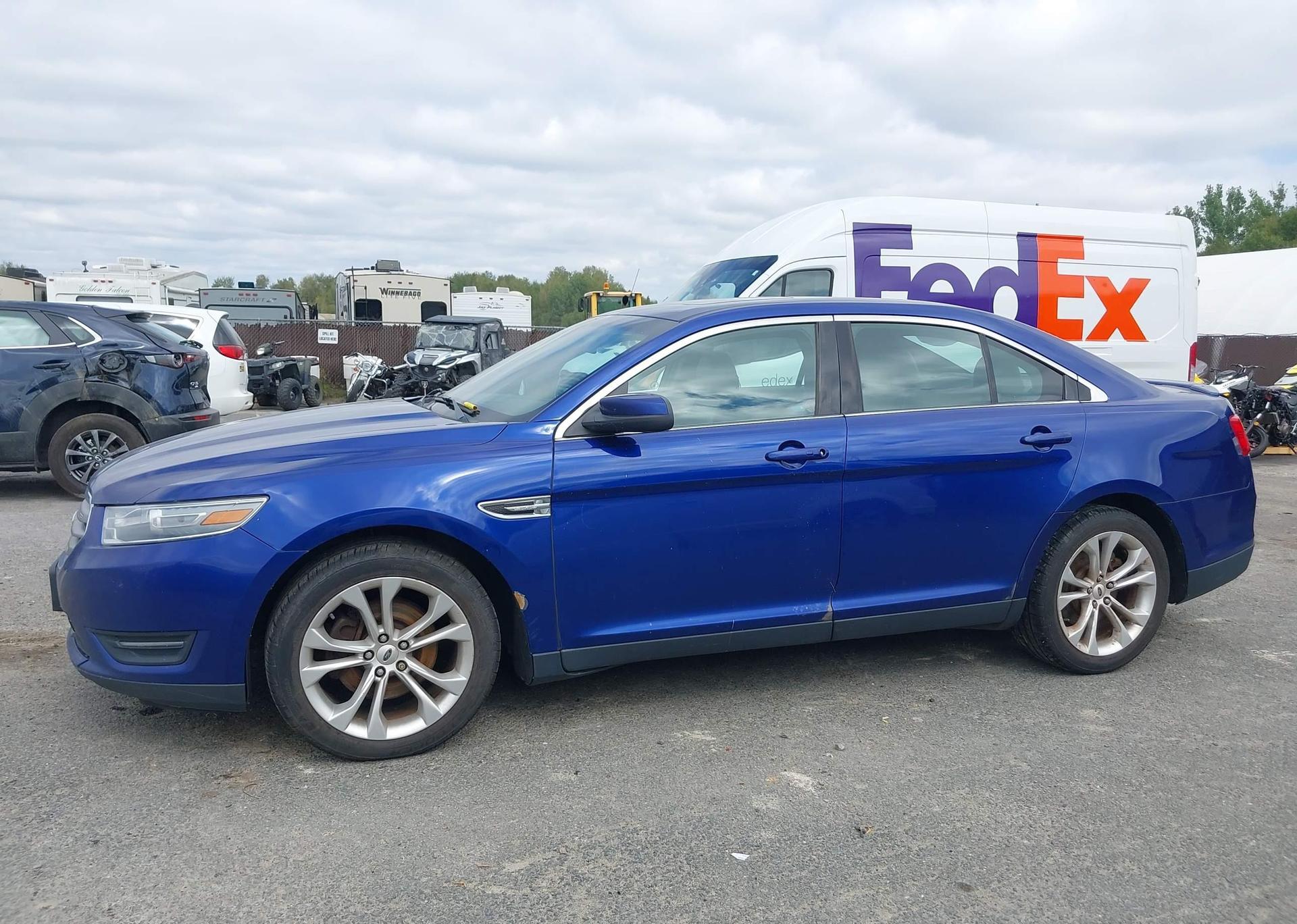 2013 FORD TAURUS SEL