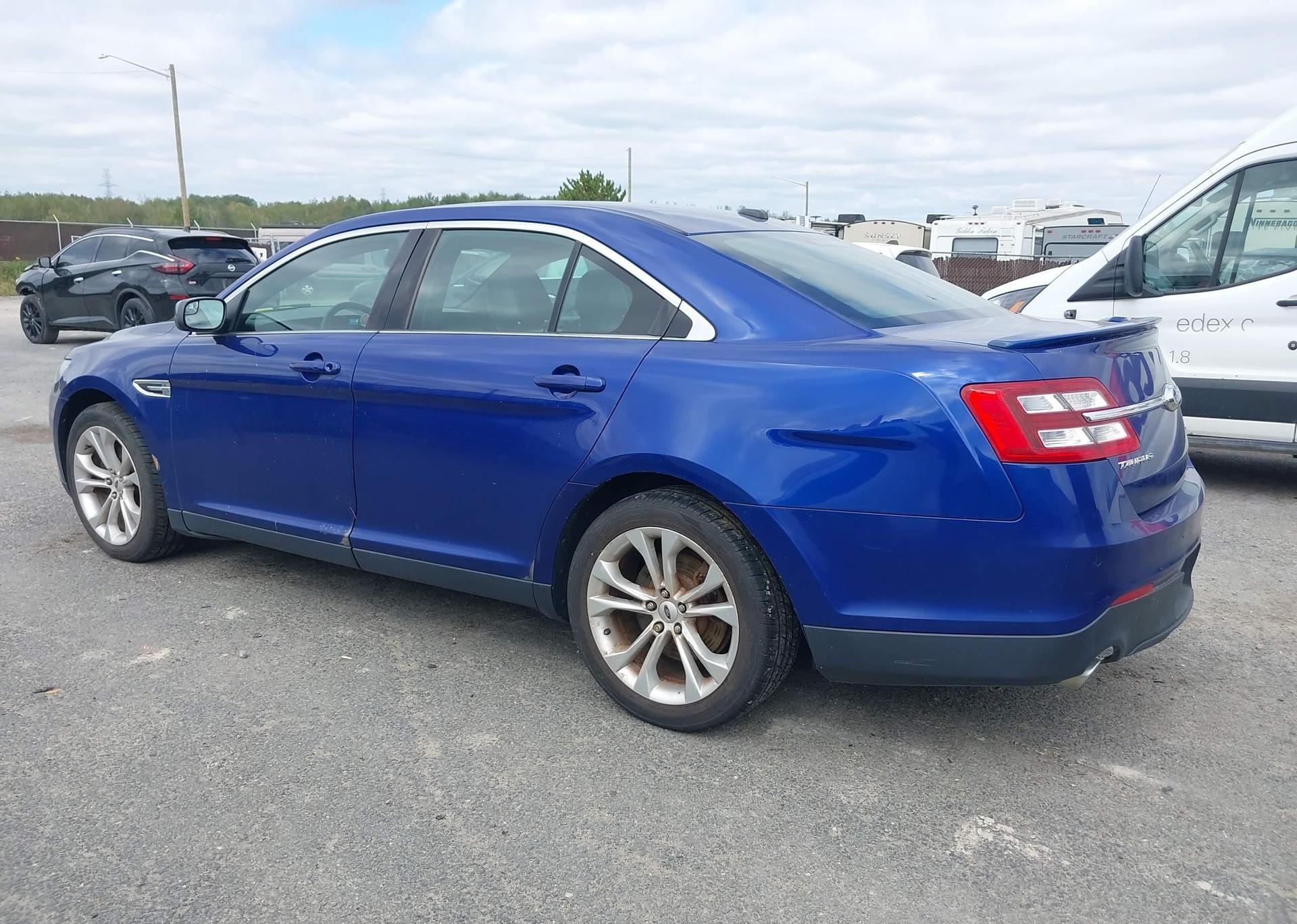 2013 FORD TAURUS SEL