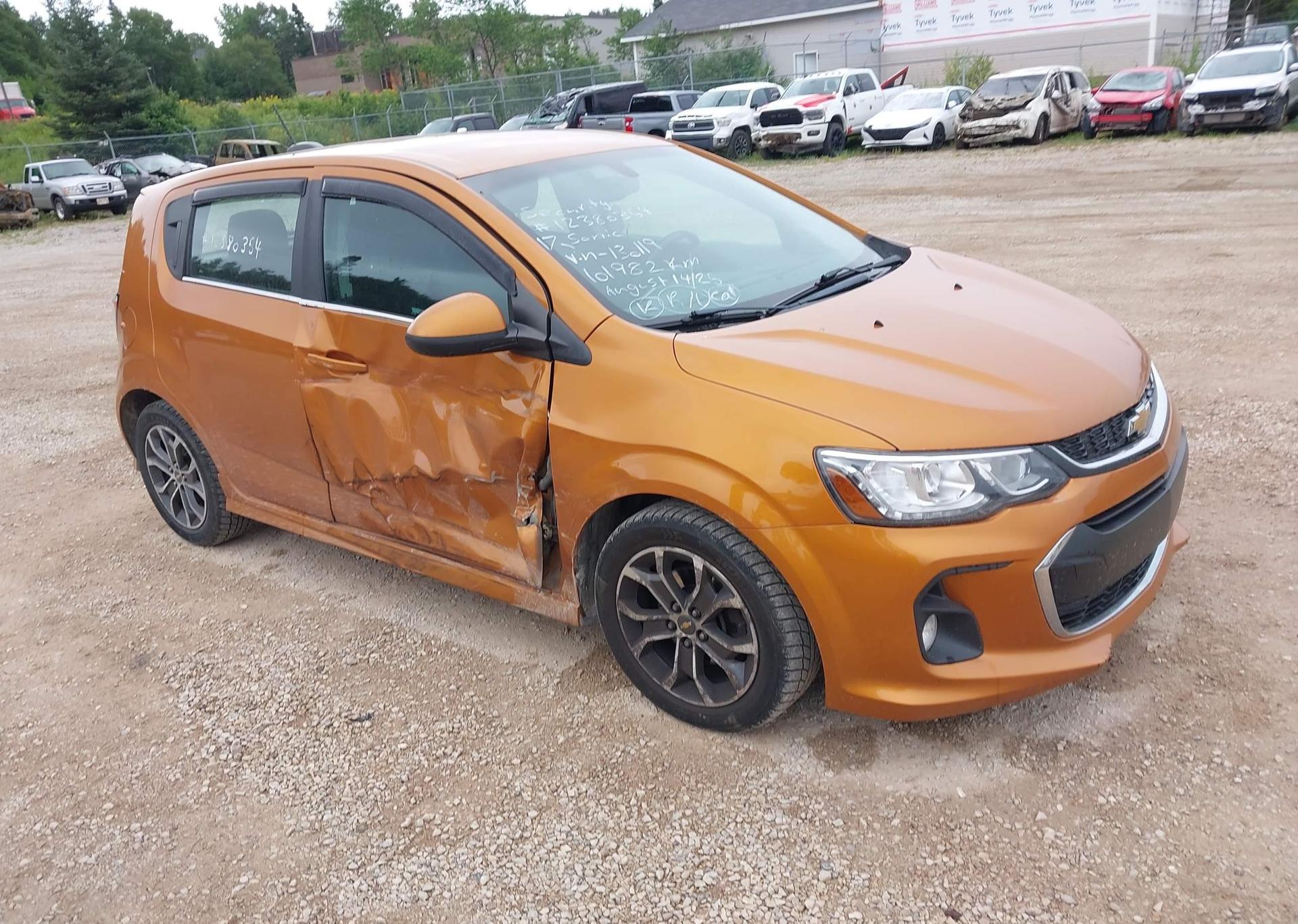 2017 CHEVROLET SONIC LT AUTO