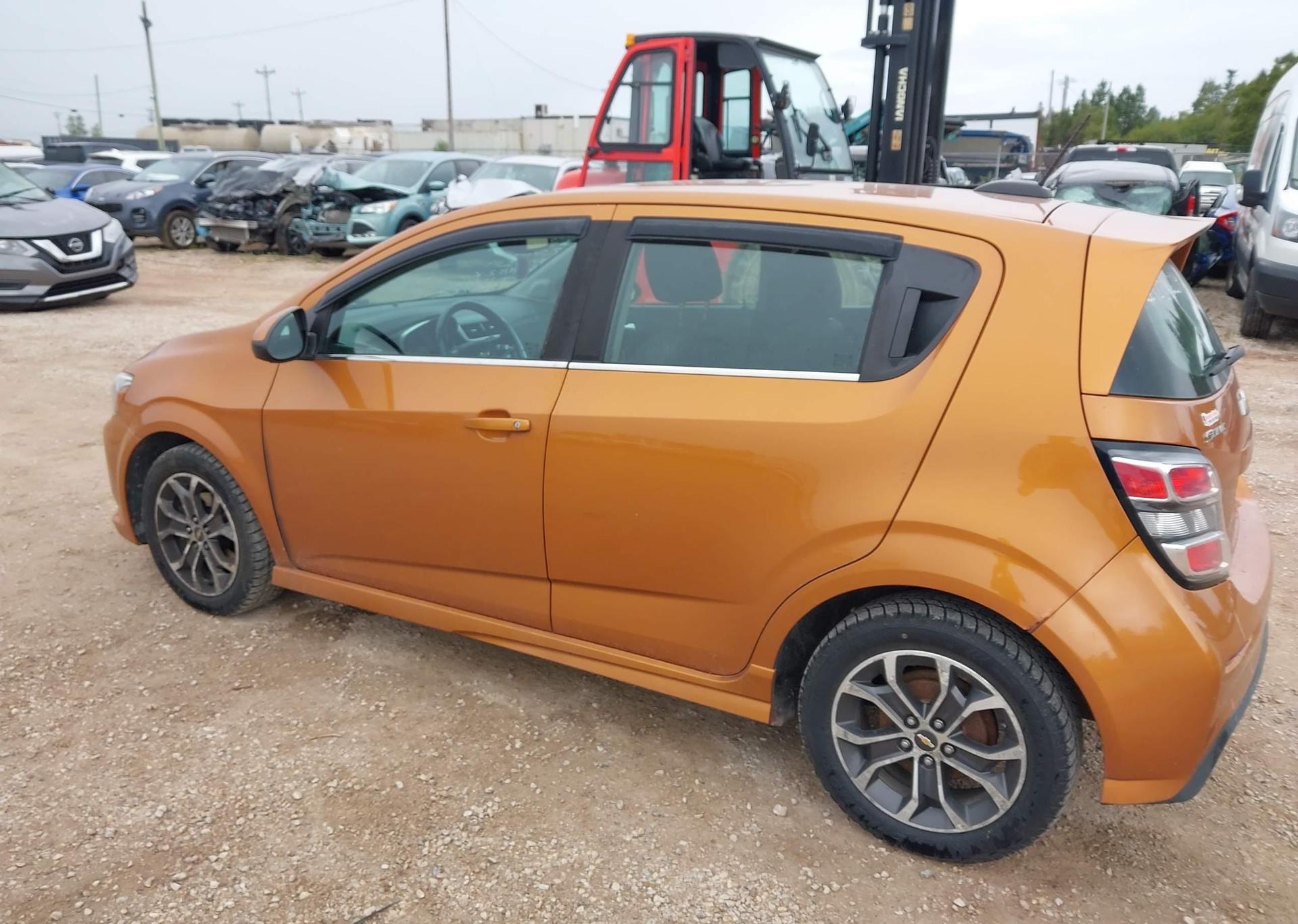 2017 CHEVROLET SONIC LT AUTO