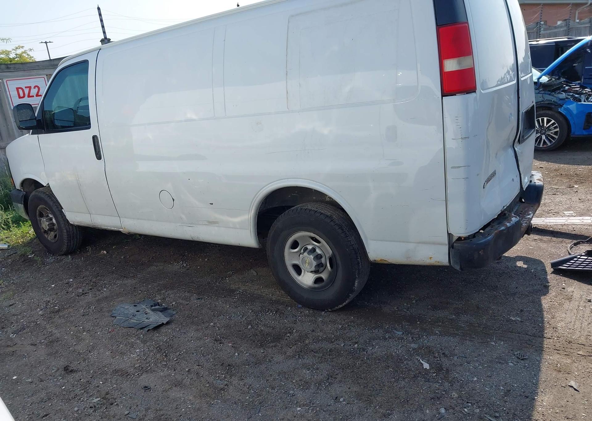 2008 CHEVROLET EXPRESS G2500