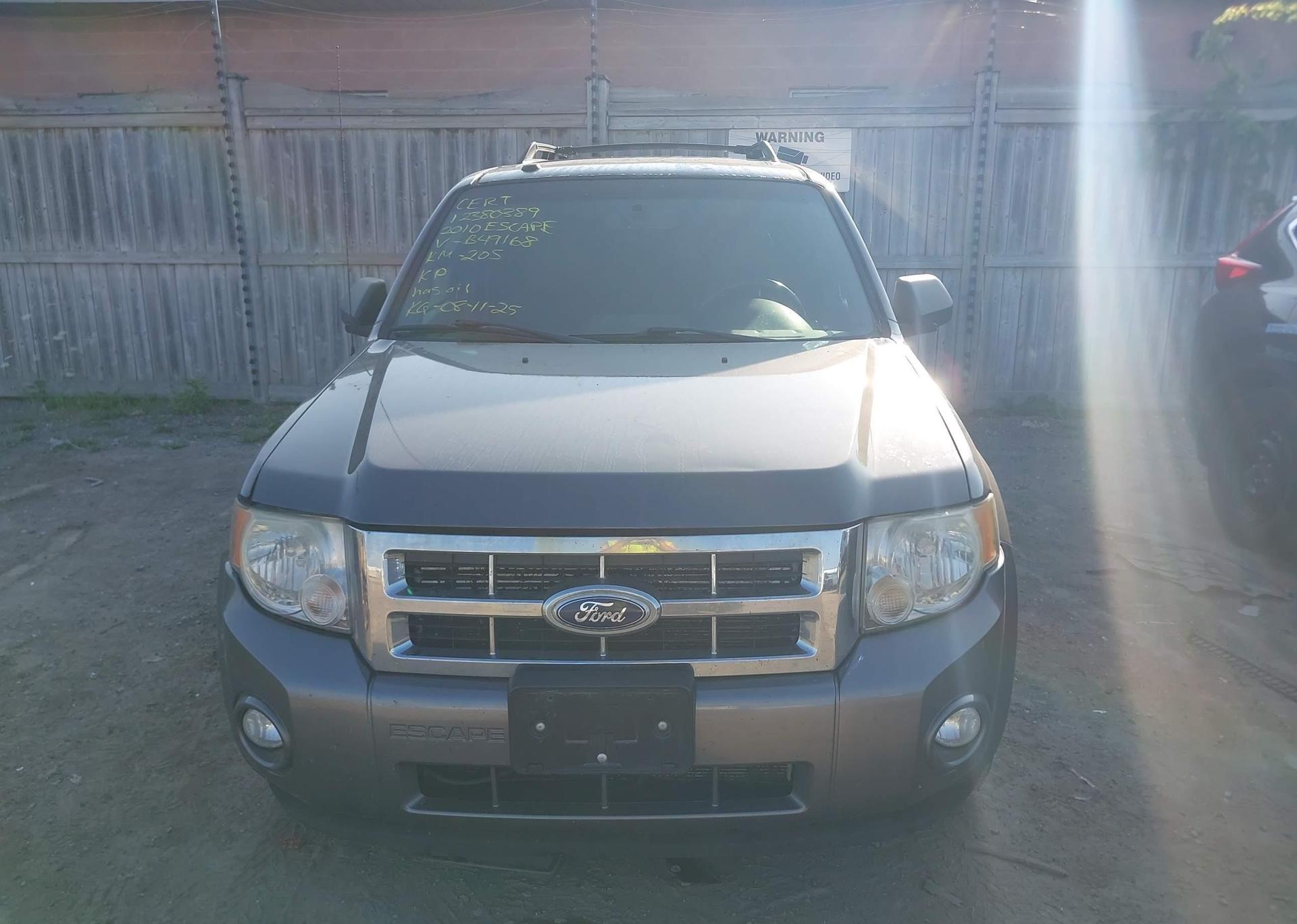 2010 FORD ESCAPE XLT