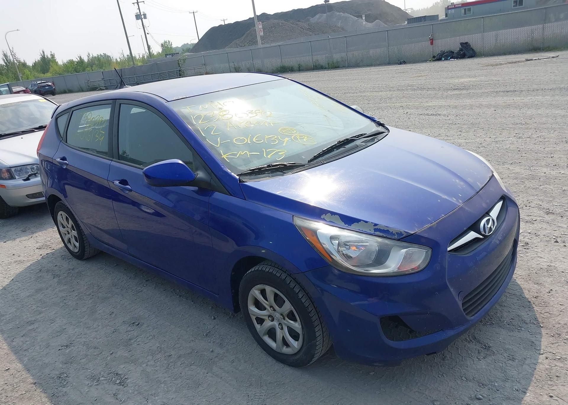 2012 HYUNDAI ACCENT GLS