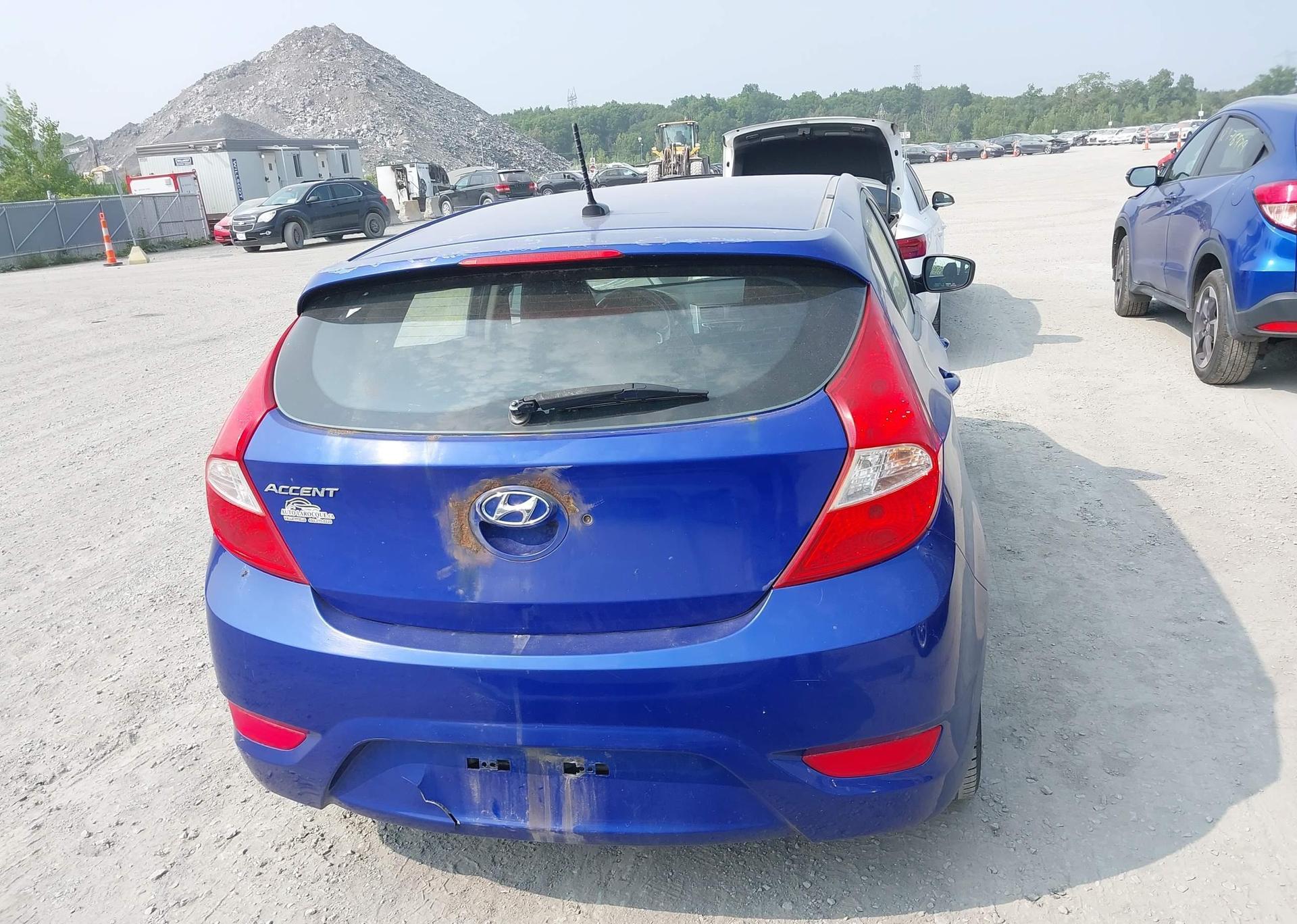 2012 HYUNDAI ACCENT GLS