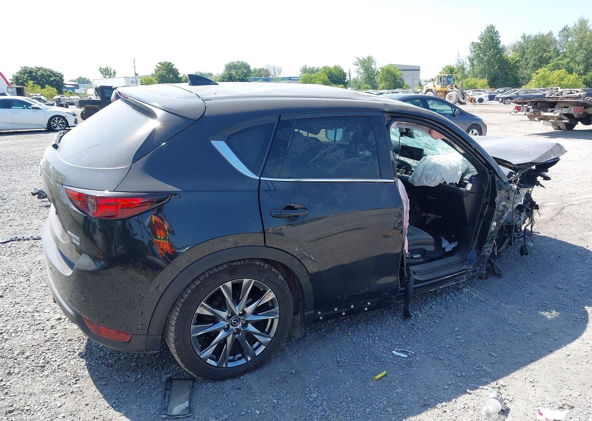 2021 MAZDA CX-5 SIGNATURE