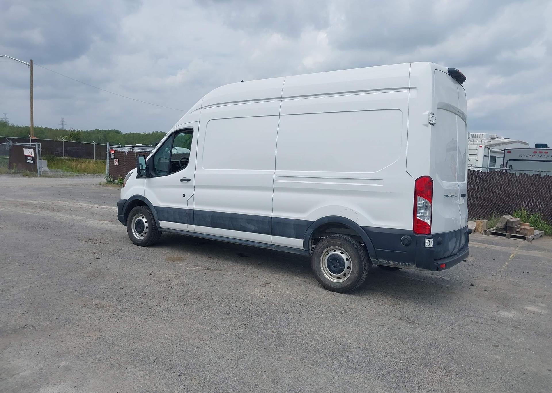 2024 FORD transit t-250