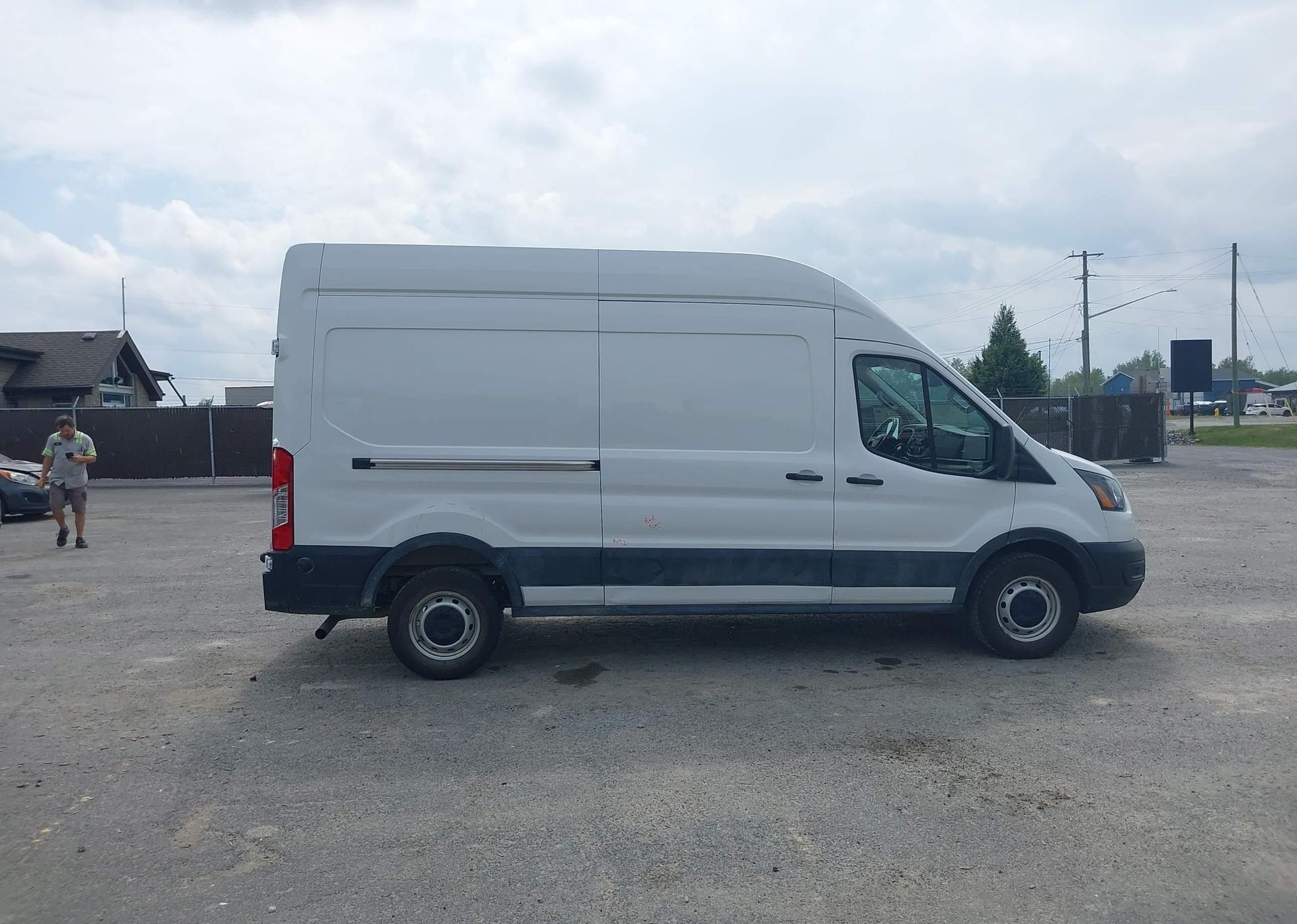 2024 FORD transit t-250