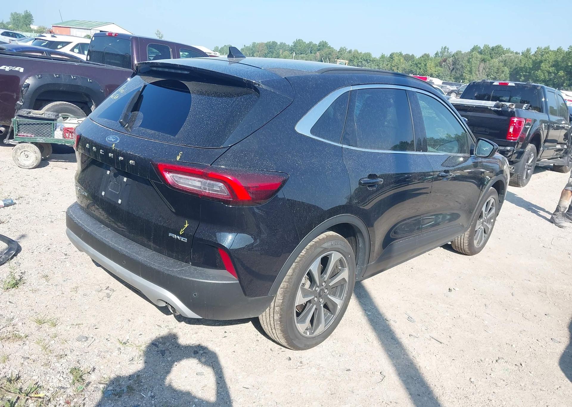 2023 FORD ESCAPE PLATINUM