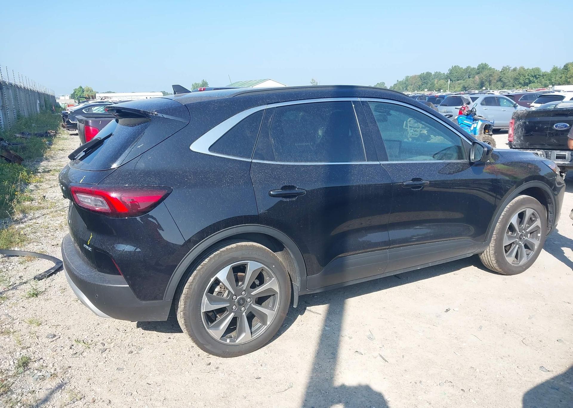 2023 FORD ESCAPE PLATINUM