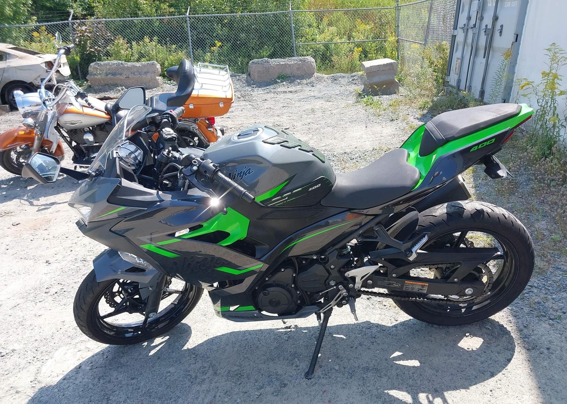 2019 KAWASAKI EX400