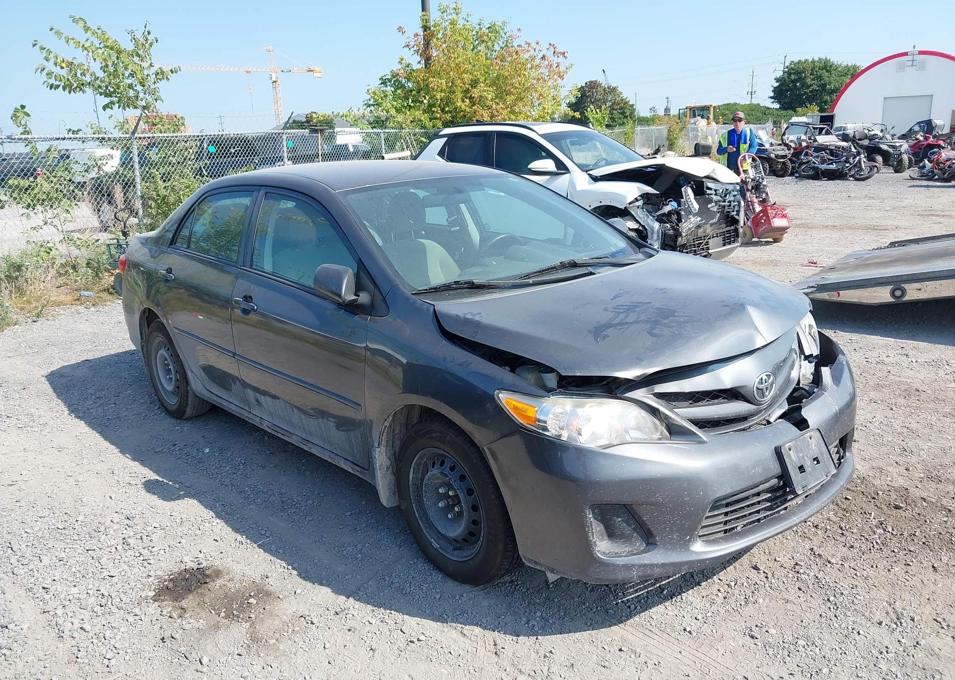 2013 TOYOTA COROLLA S