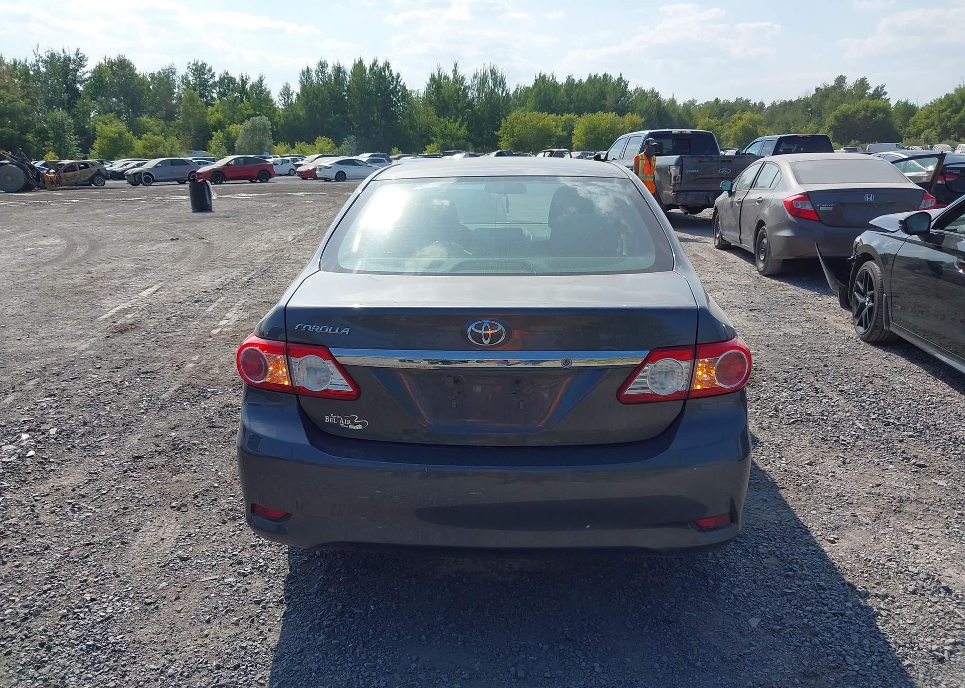 2013 TOYOTA COROLLA S