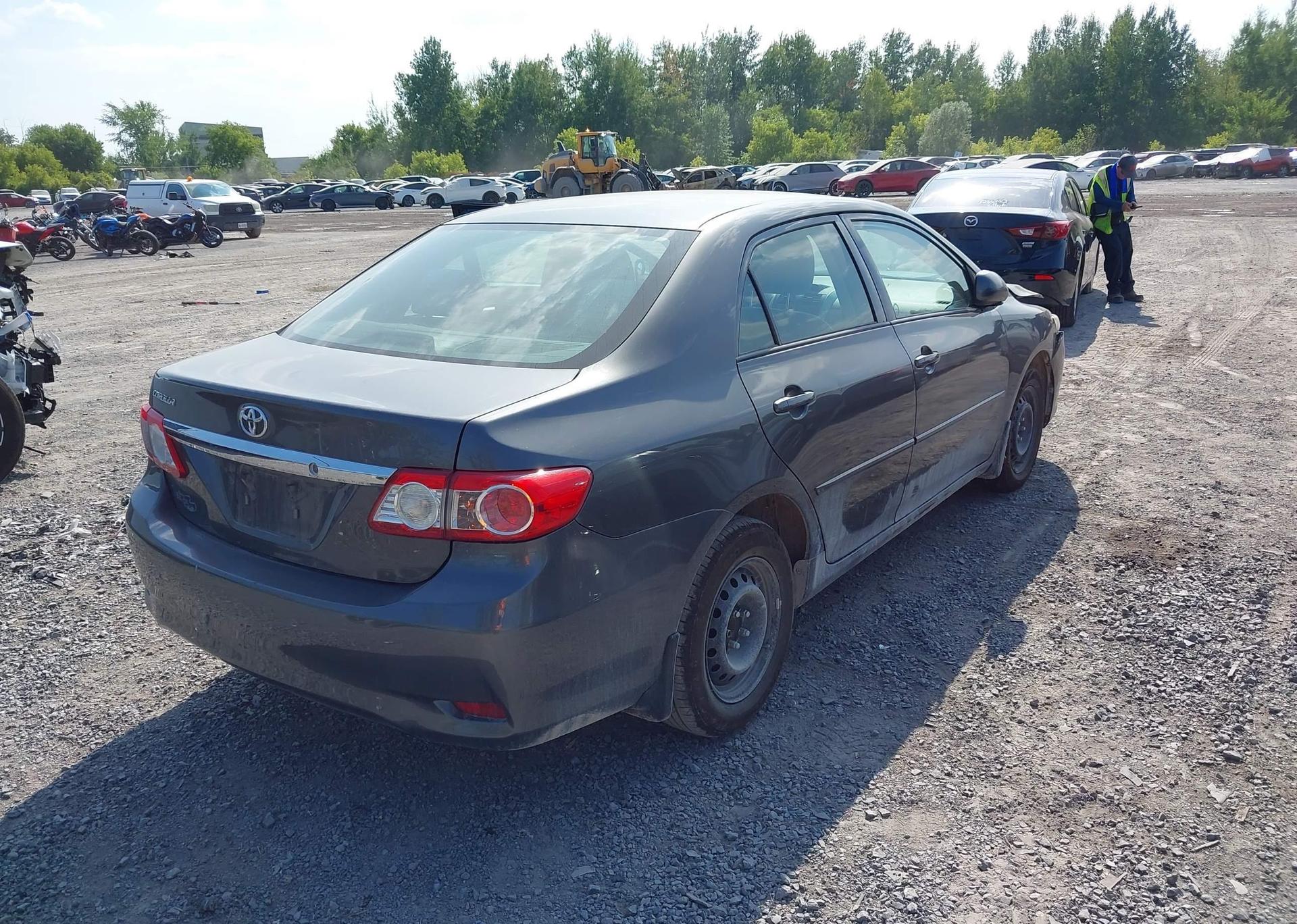 2013 TOYOTA COROLLA S